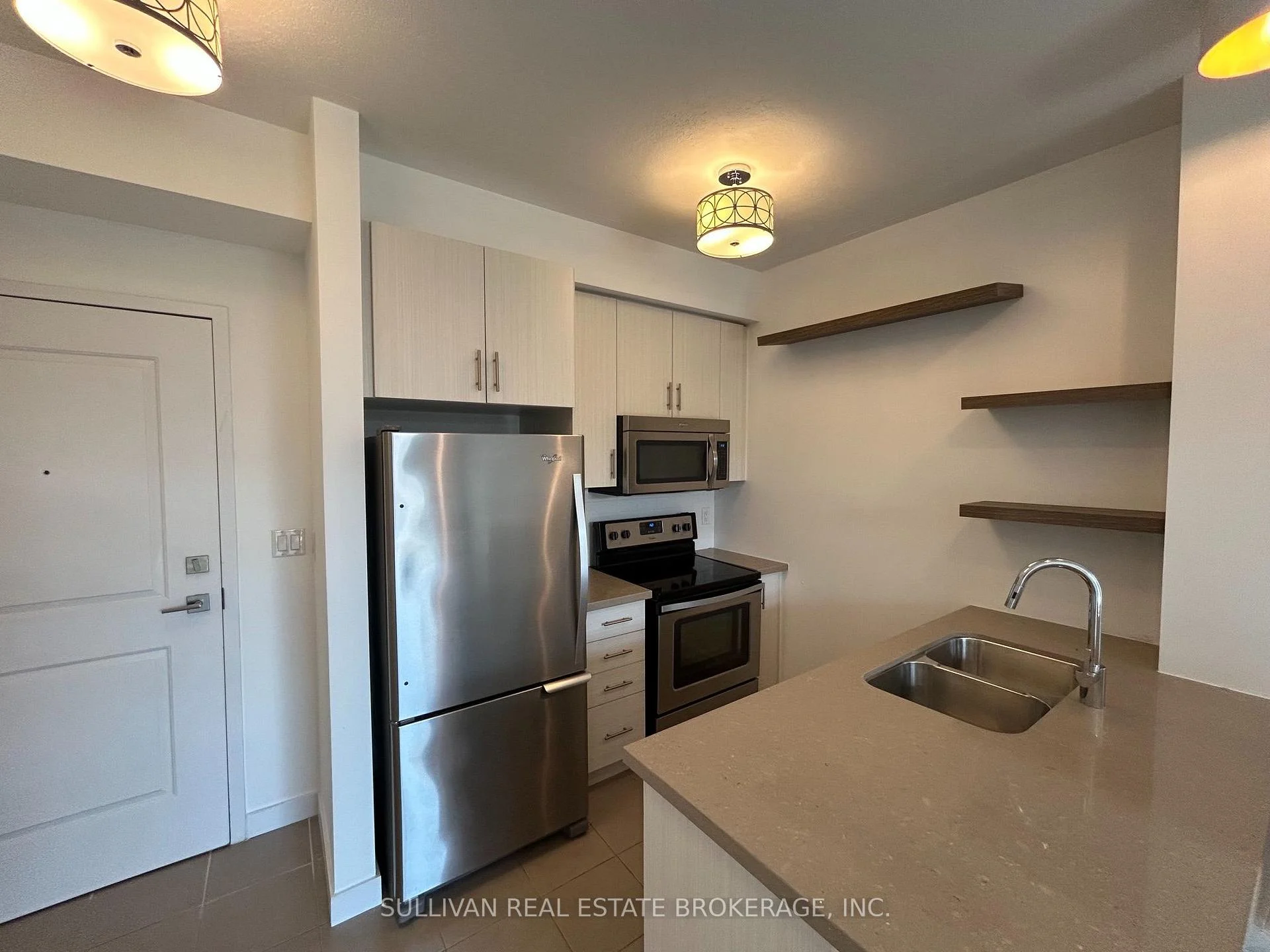 Photo 7 of Unit 314, 35 Southshore Crescent, Hamilton, Lakeshore — HOMEH