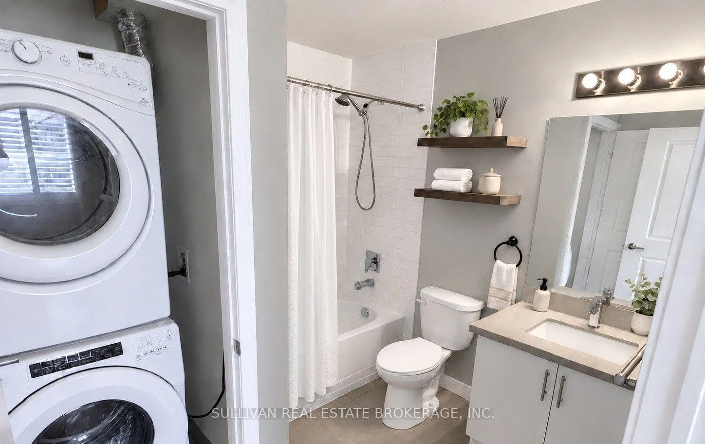 Photo 20 of Unit 314, 35 Southshore Crescent, Hamilton, Lakeshore — HOMEH