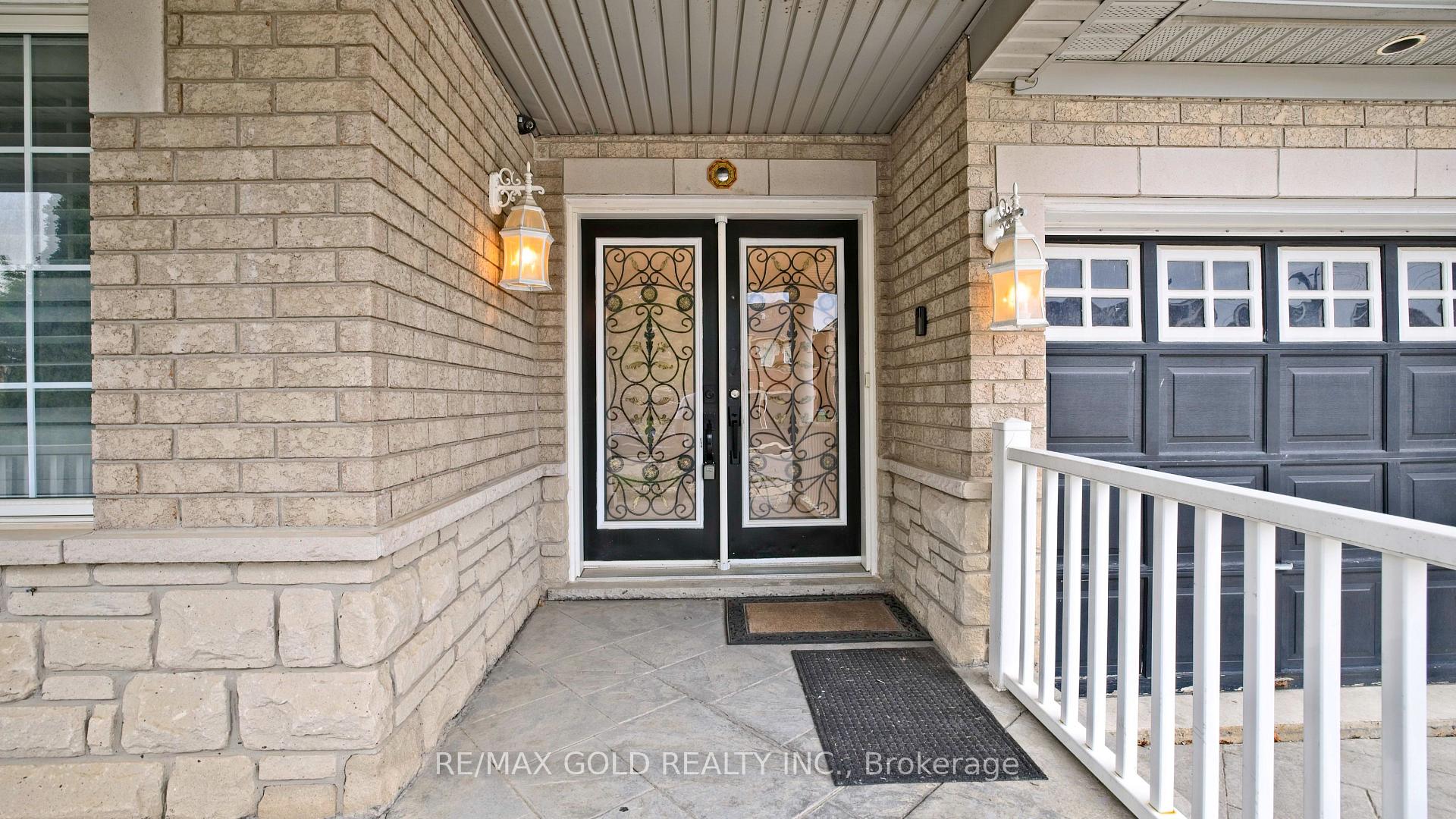 Photo 5 of 35 Duffield Road, Brampton, Fletcher's Meadow — HOMEH