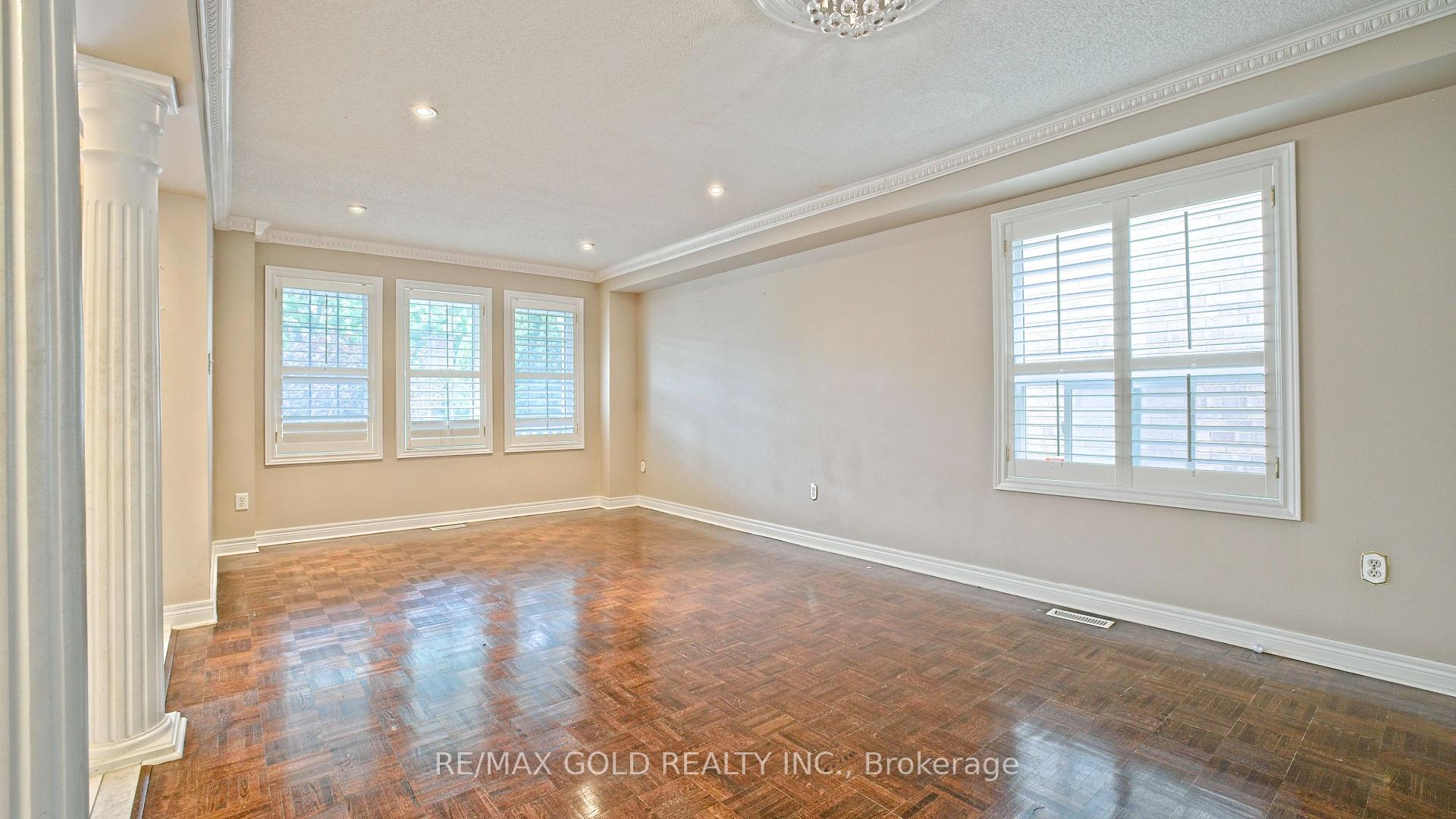 Photo 7 of 35 Duffield Road, Brampton, Fletcher's Meadow — HOMEH