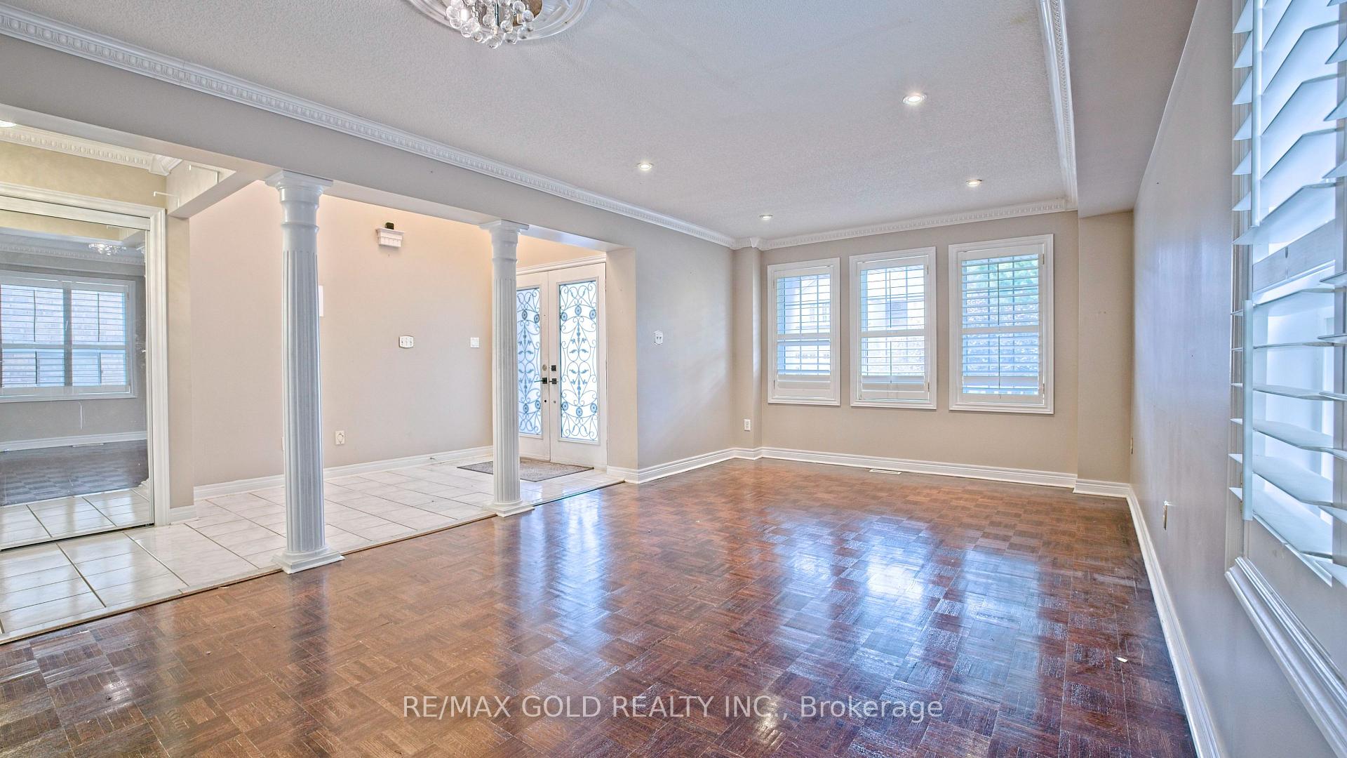 Photo 8 of 35 Duffield Road, Brampton, Fletcher's Meadow — HOMEH