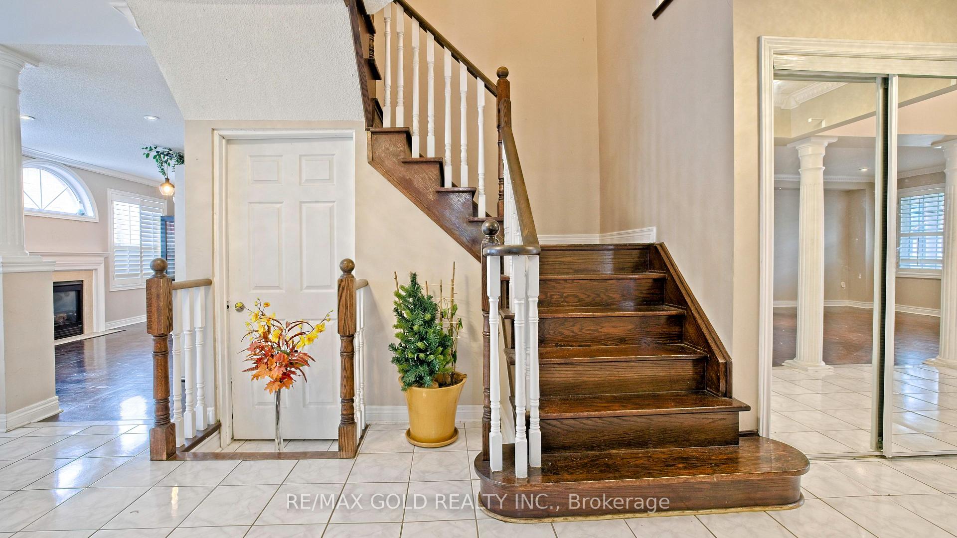 Photo 10 of 35 Duffield Road, Brampton, Fletcher's Meadow — HOMEH