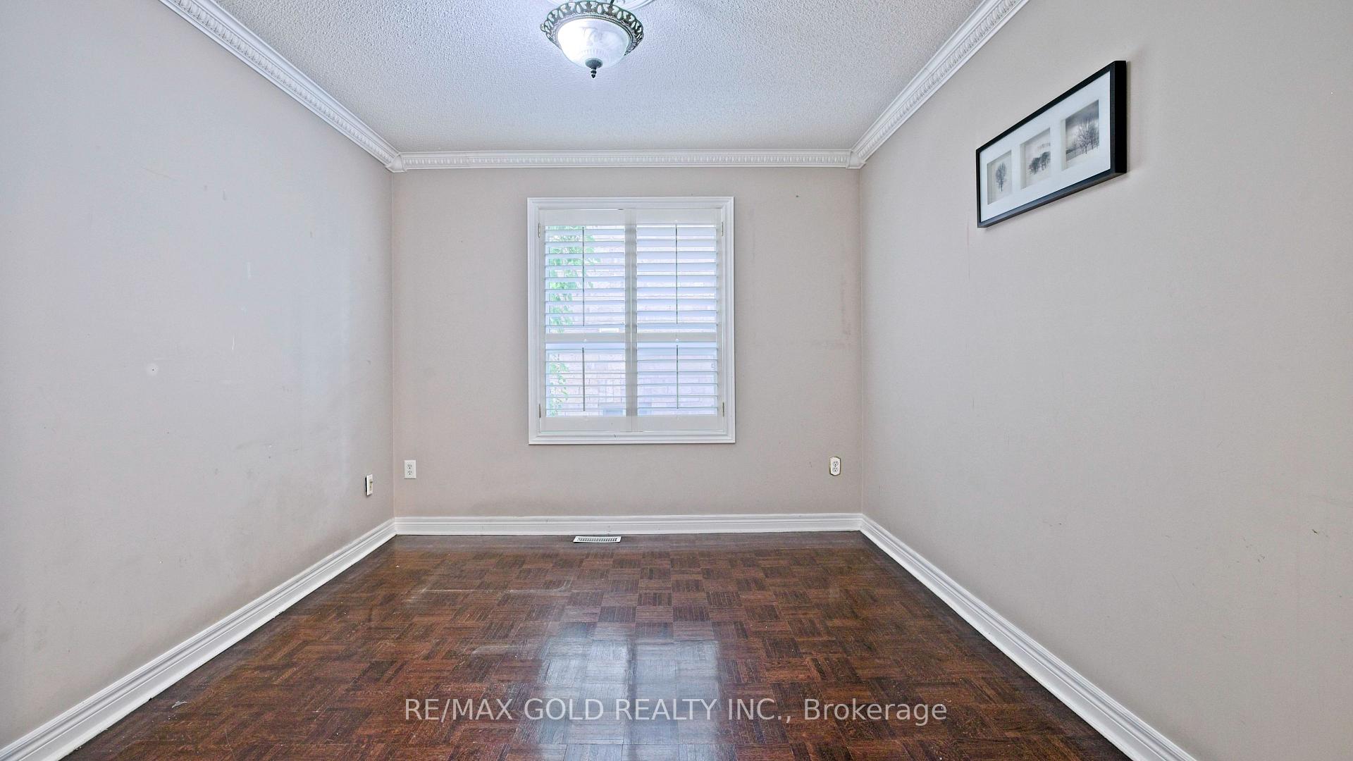 Photo 11 of 35 Duffield Road, Brampton, Fletcher's Meadow — HOMEH