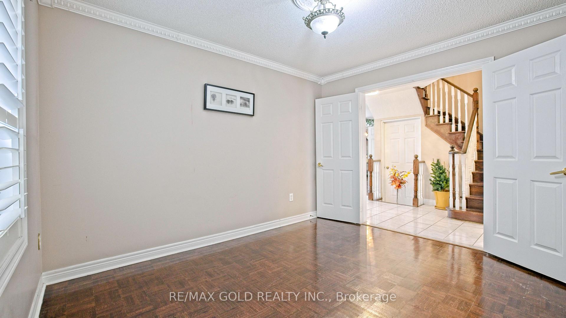 Photo 12 of 35 Duffield Road, Brampton, Fletcher's Meadow — HOMEH