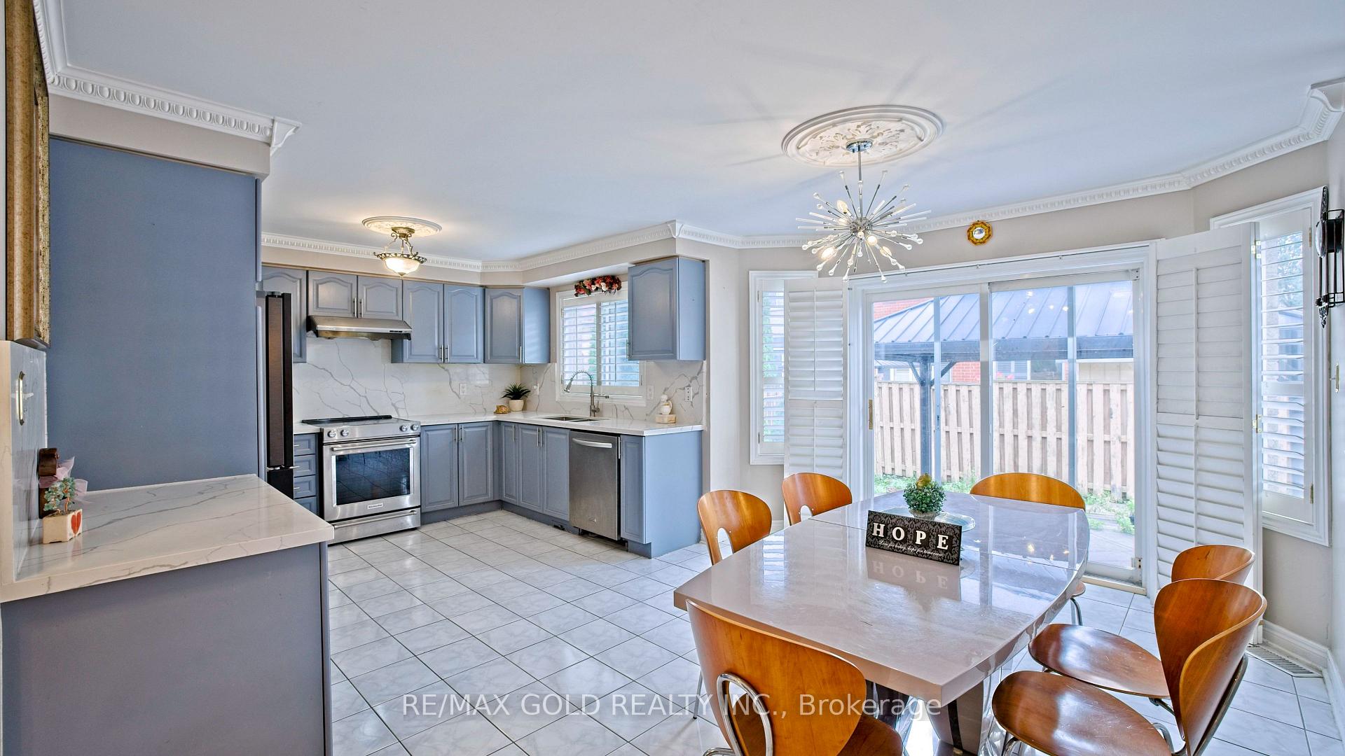 Photo 15 of 35 Duffield Road, Brampton, Fletcher's Meadow — HOMEH