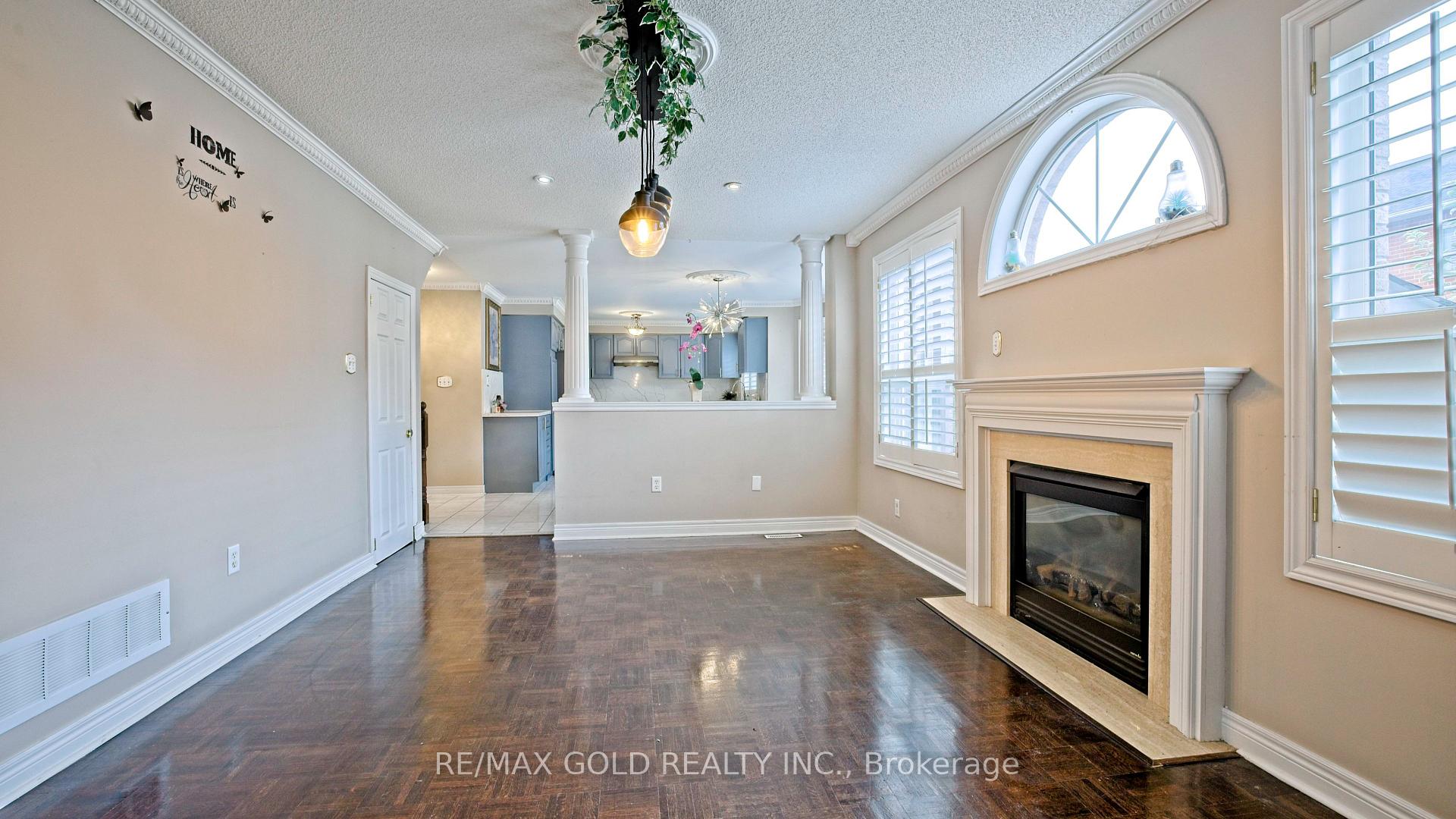 Photo 20 of 35 Duffield Road, Brampton, Fletcher's Meadow — HOMEH