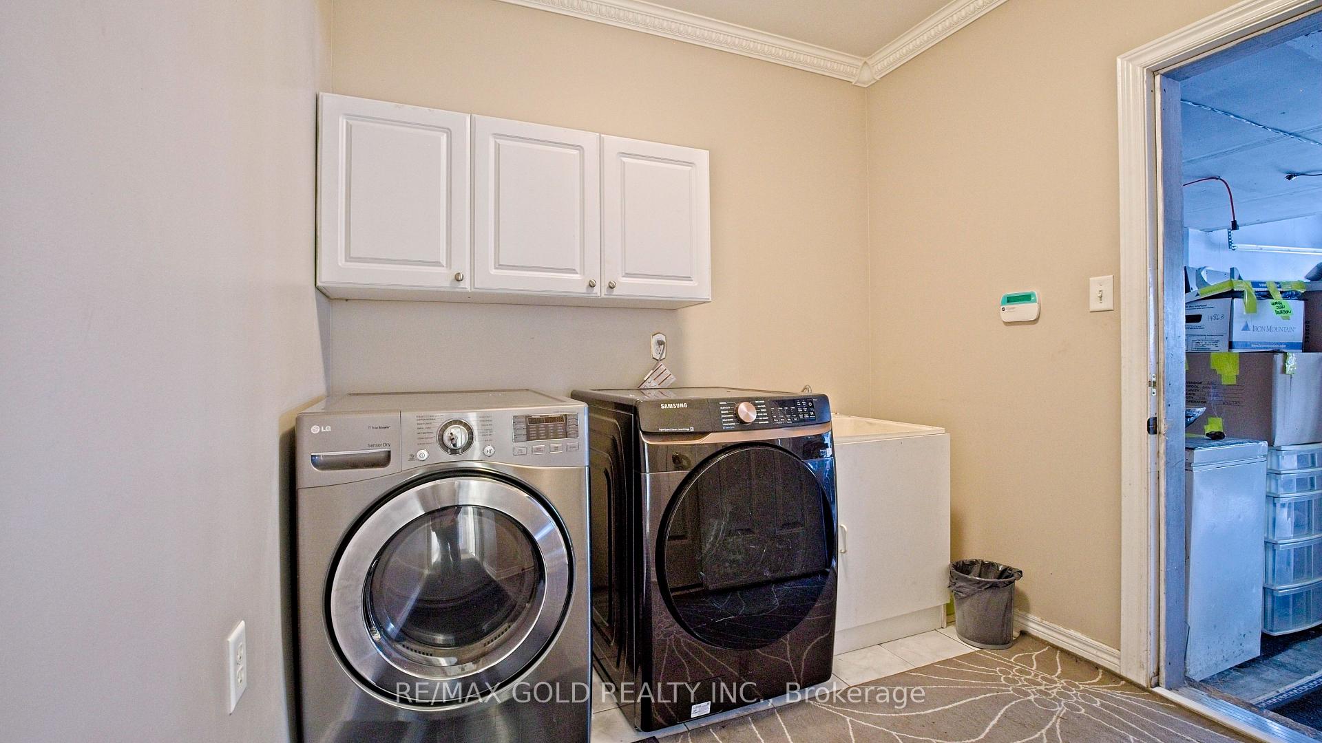 Photo 21 of 35 Duffield Road, Brampton, Fletcher's Meadow — HOMEH