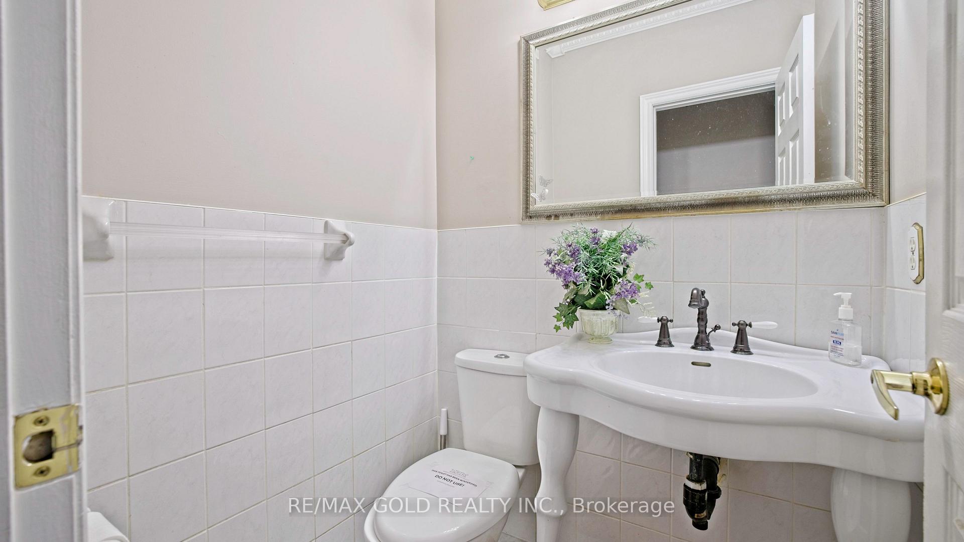 Photo 22 of 35 Duffield Road, Brampton, Fletcher's Meadow — HOMEH