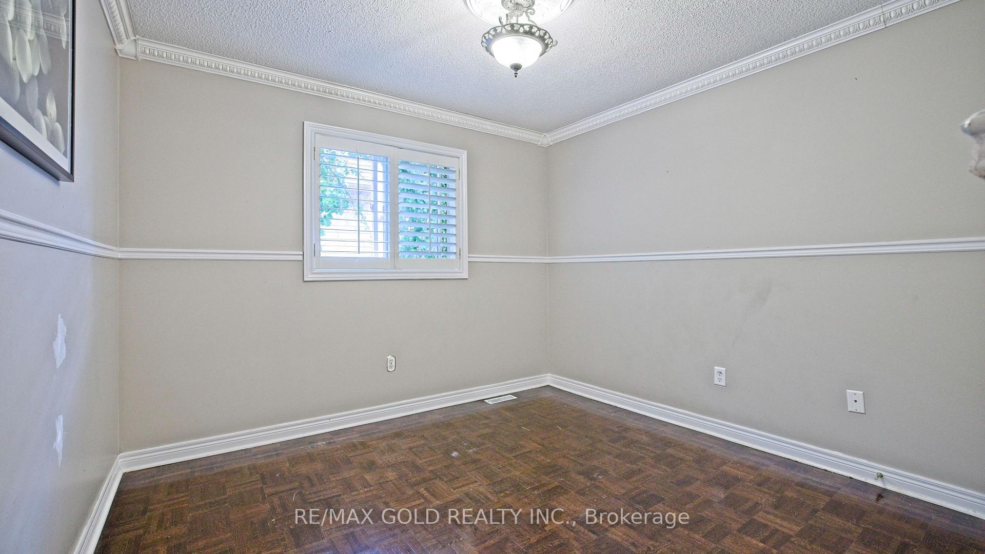 Photo 29 of 35 Duffield Road, Brampton, Fletcher's Meadow — HOMEH