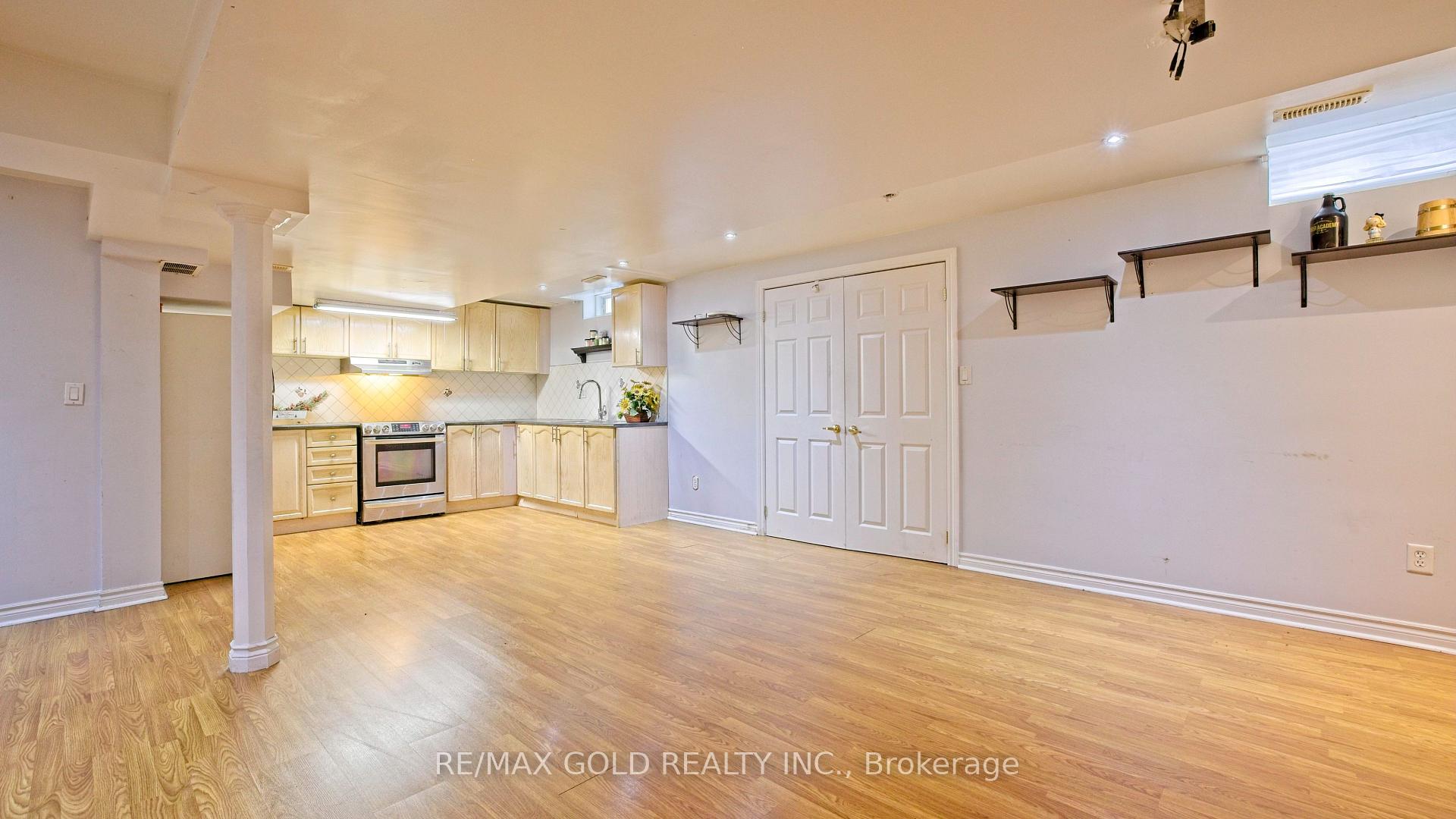 Photo 36 of 35 Duffield Road, Brampton, Fletcher's Meadow — HOMEH