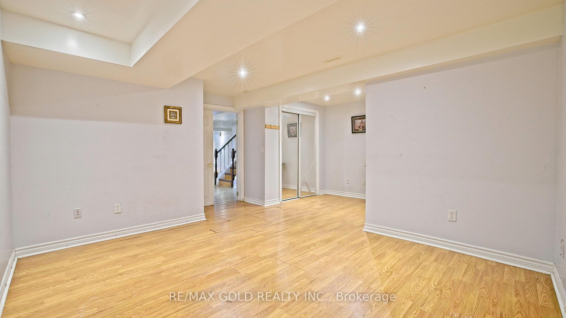 Photo 45 of 35 Duffield Road, Brampton, Fletcher's Meadow — HOMEH