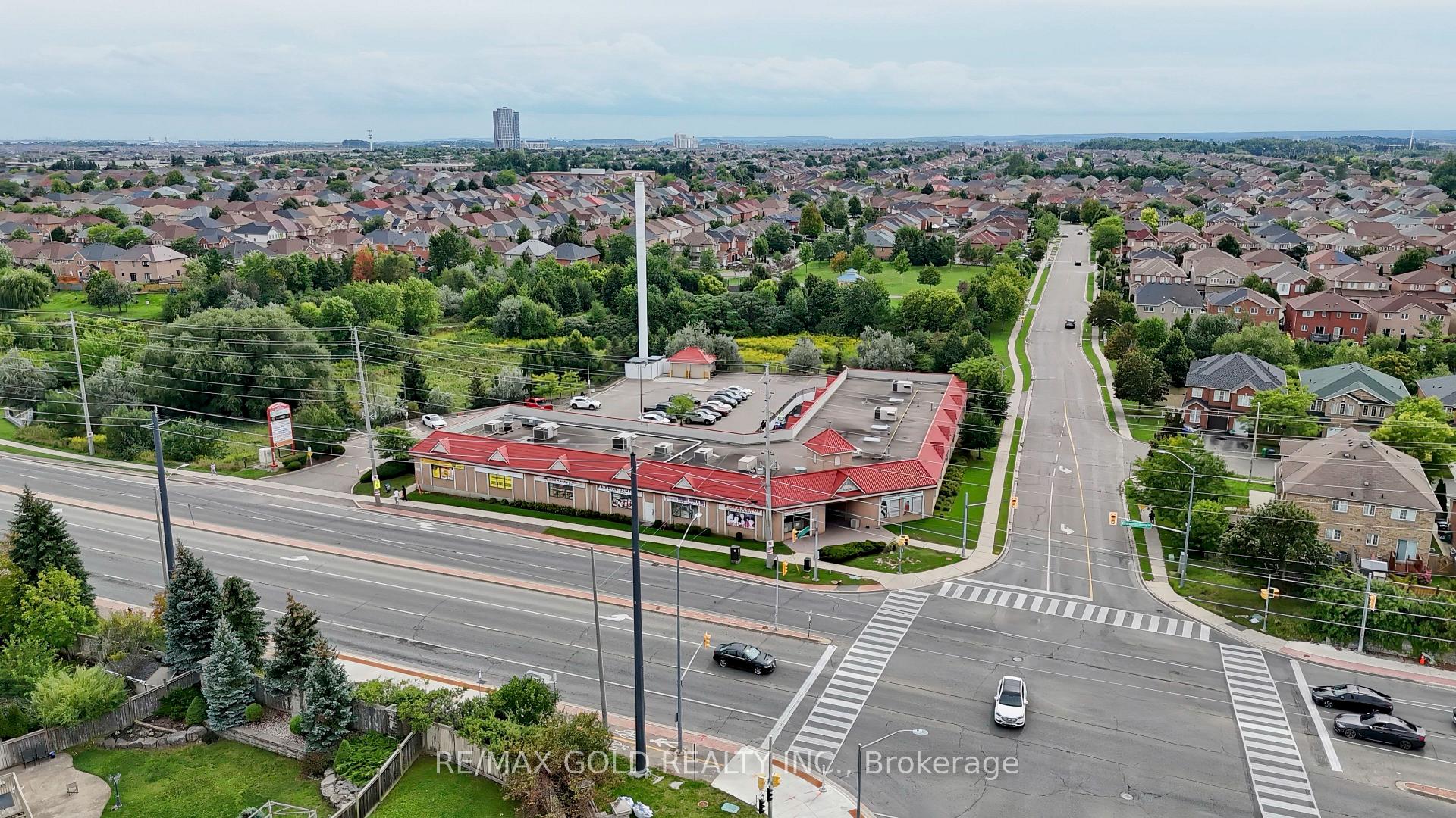 Photo 54 of 35 Duffield Road, Brampton, Fletcher's Meadow — HOMEH