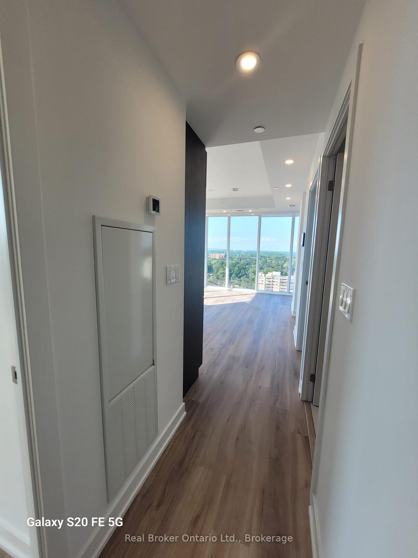 Photo 5 of Unit 2202, 370 Martha Street, Burlington, Brant — HOMEH