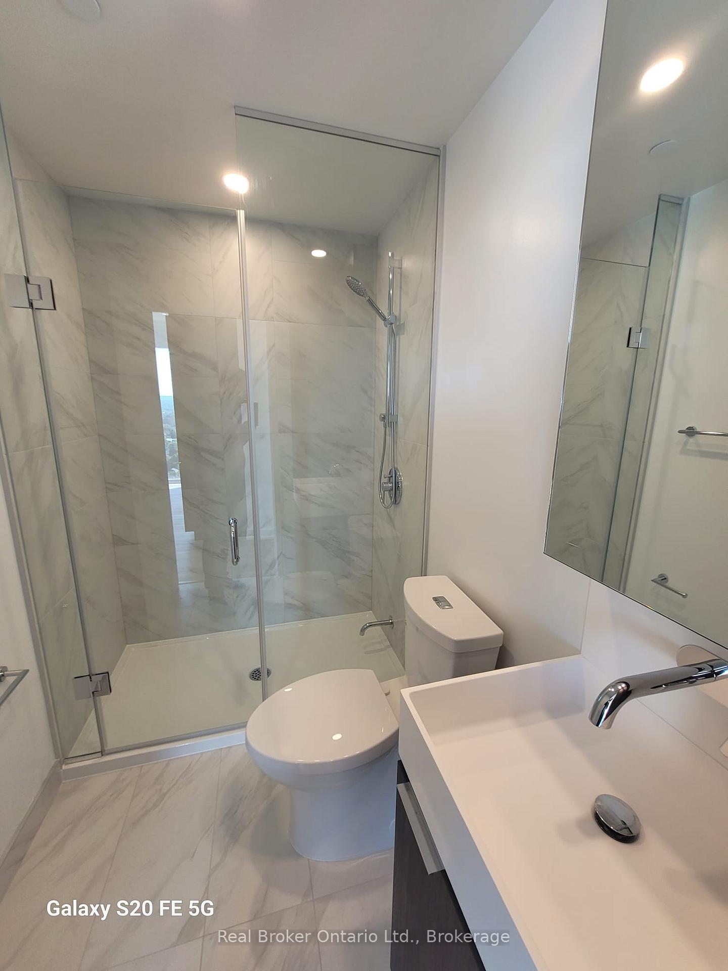 Photo 11 of Unit 2202, 370 Martha Street, Burlington, Brant — HOMEH