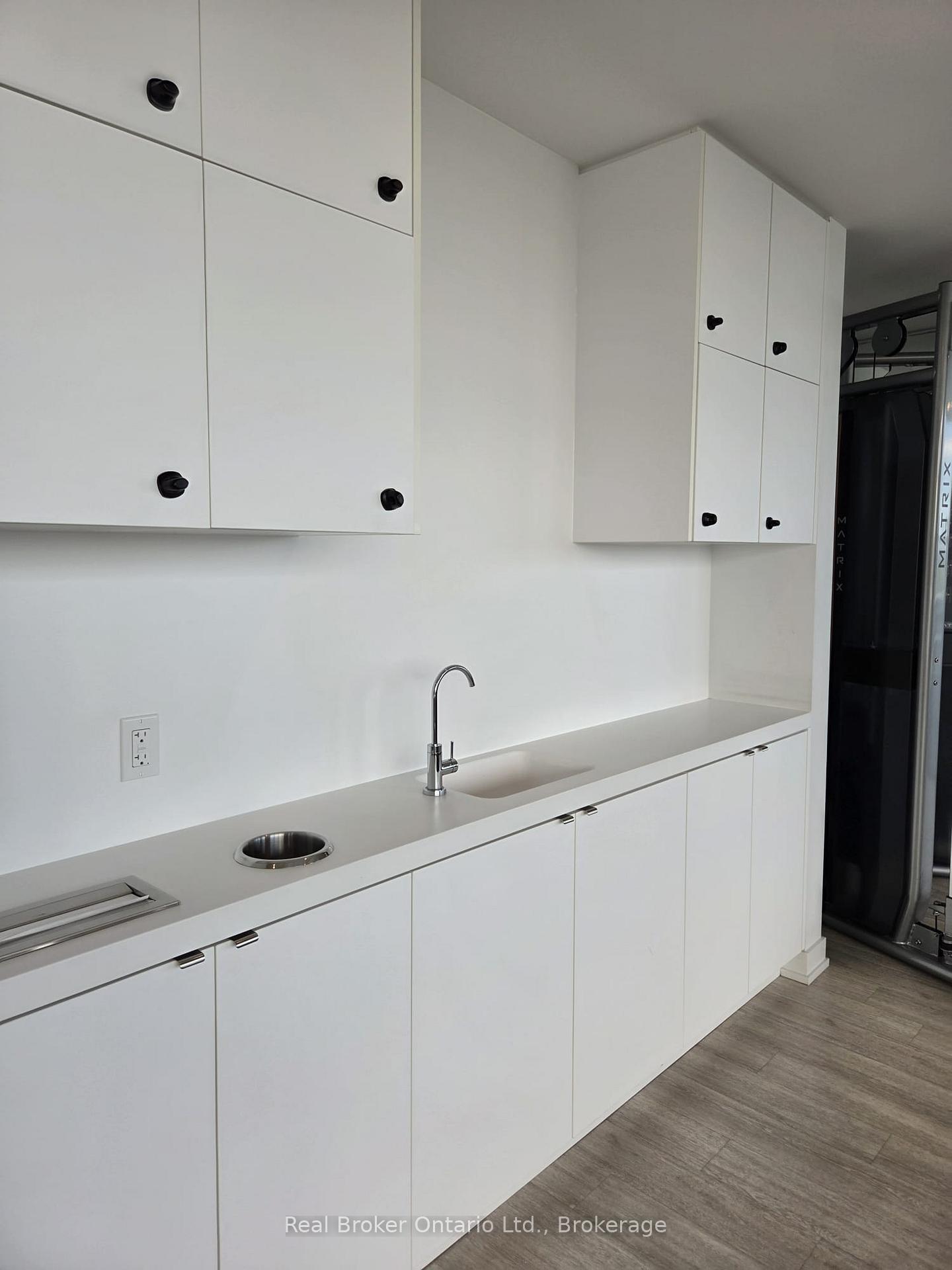 Photo 21 of Unit 2202, 370 Martha Street, Burlington, Brant — HOMEH