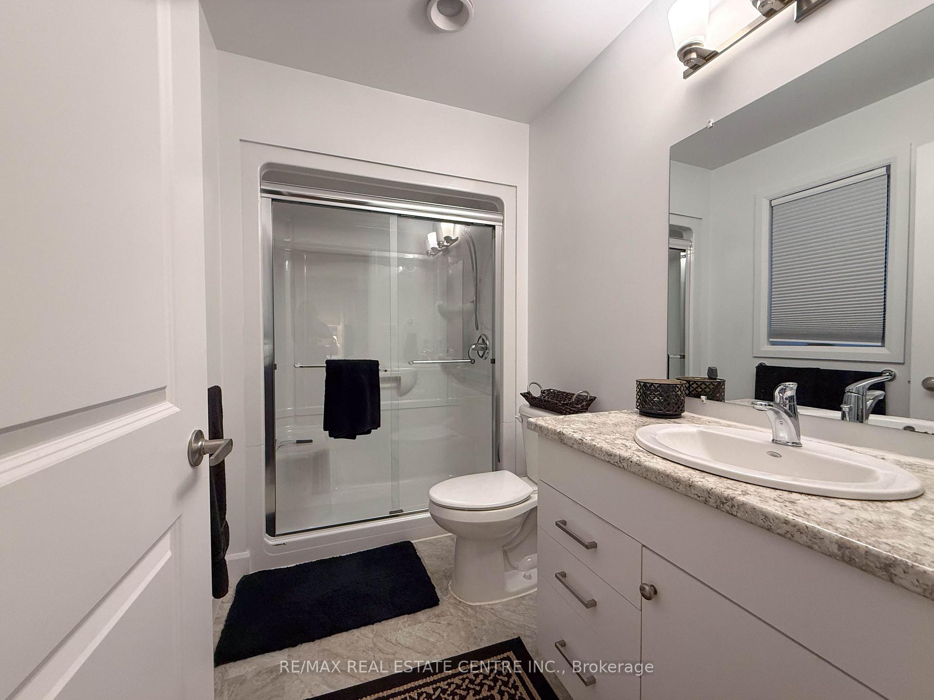 Photo 13 of 101 Grassland Grove, Chatham-Kent, Chatham — HOMEH