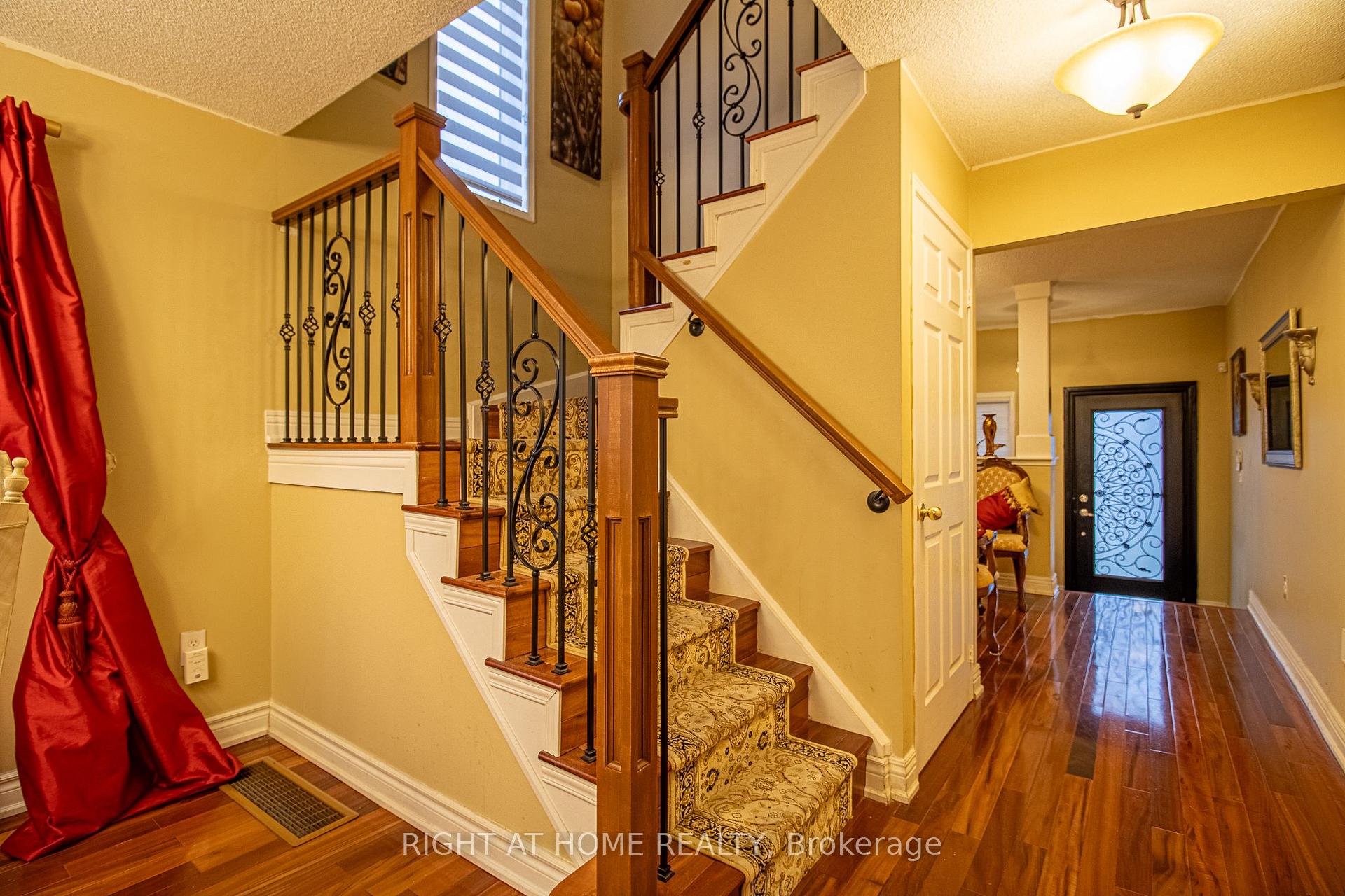 Photo 10 of 1 Gaskin Street, Ajax, Central East — HOMEH