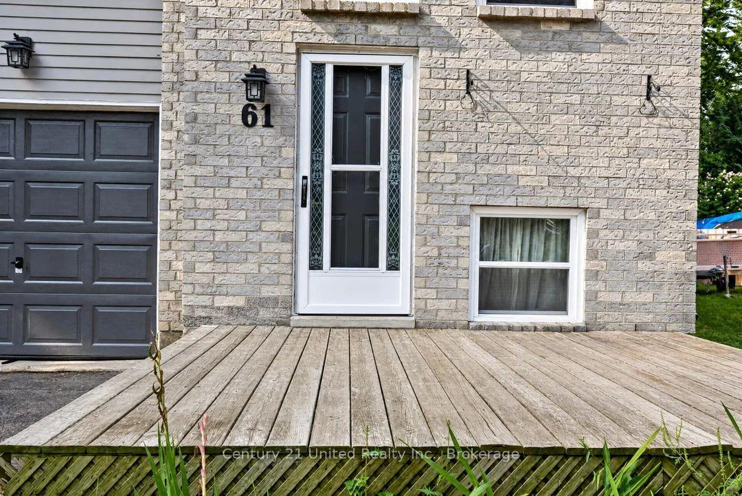 Photo 3 of 61 Broadlands Crescent, Clarington, Courtice — HOMEH