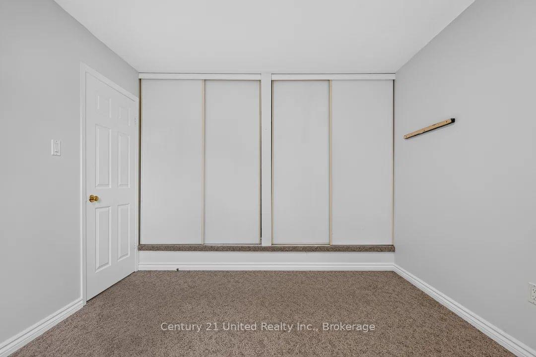 Photo 24 of 61 Broadlands Crescent, Clarington, Courtice — HOMEH