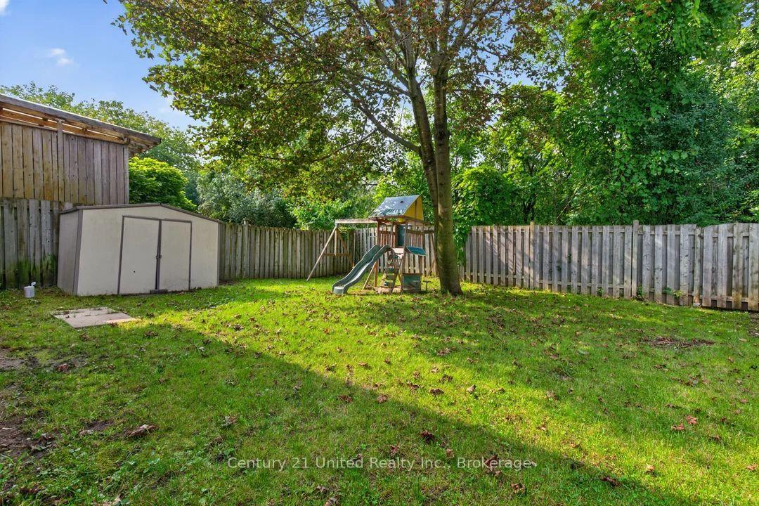 Photo 49 of 61 Broadlands Crescent, Clarington, Courtice — HOMEH