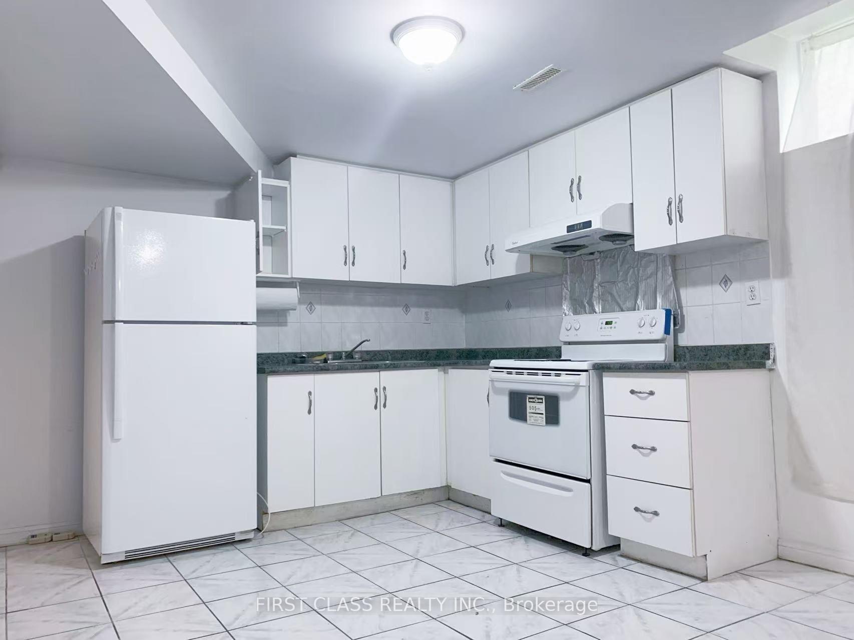 Photo 2 of 3 Pettigrew Court, Markham, Milliken Mills East — HOMEH