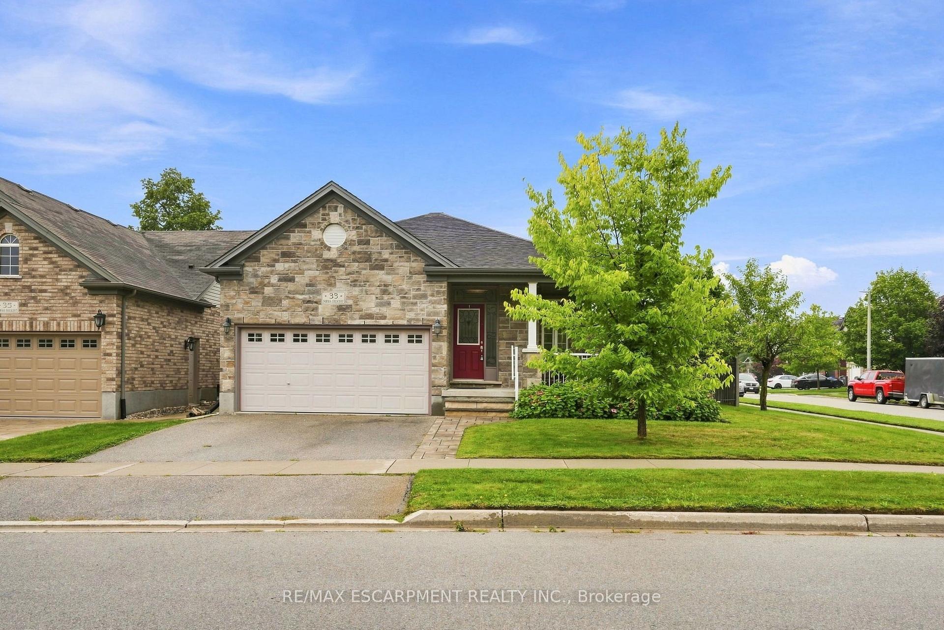 Photo 1 of 33 Norma Crescent, Guelph, Victoria North — HOMEH