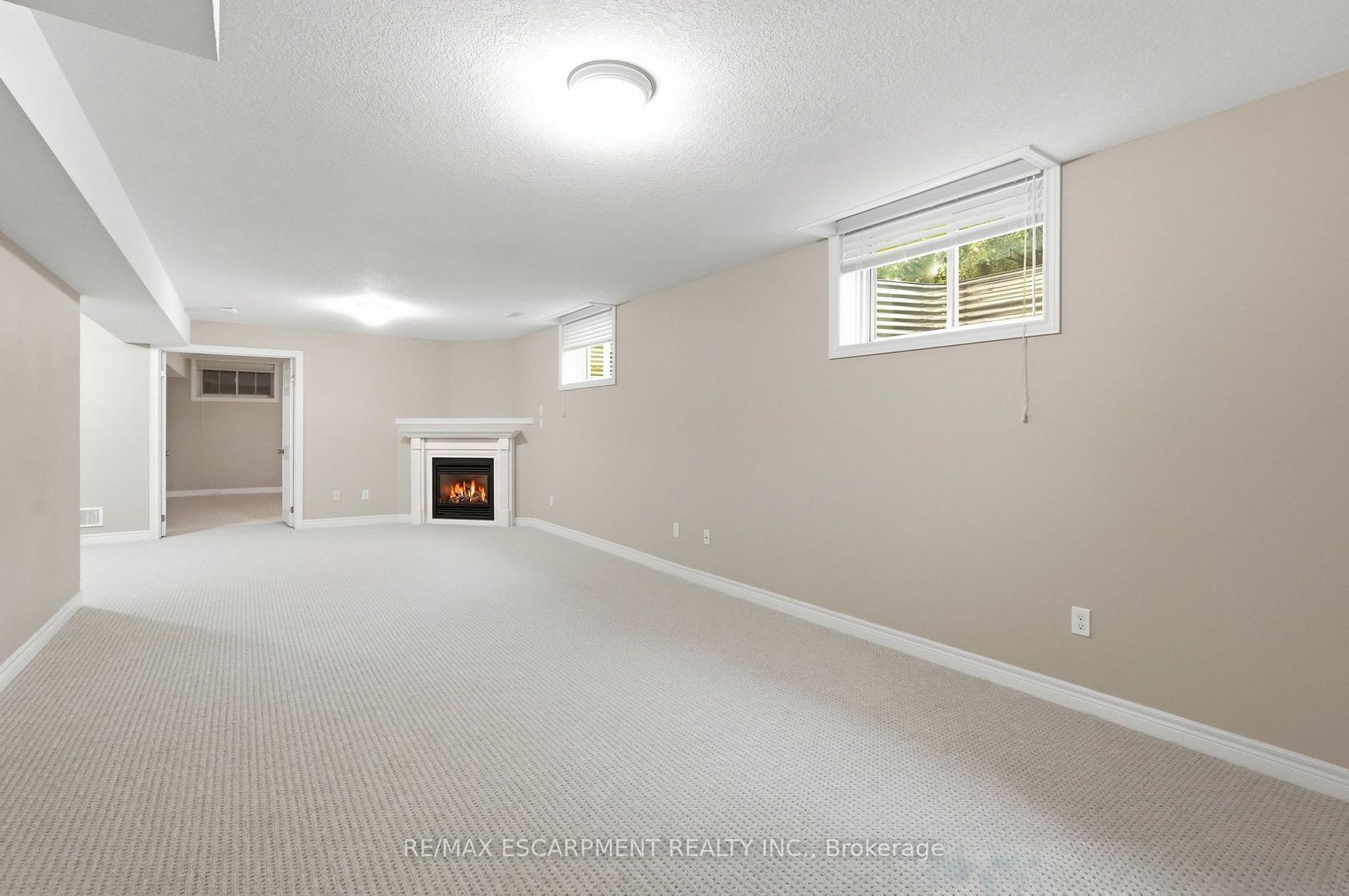 Photo 31 of 33 Norma Crescent, Guelph, Victoria North — HOMEH