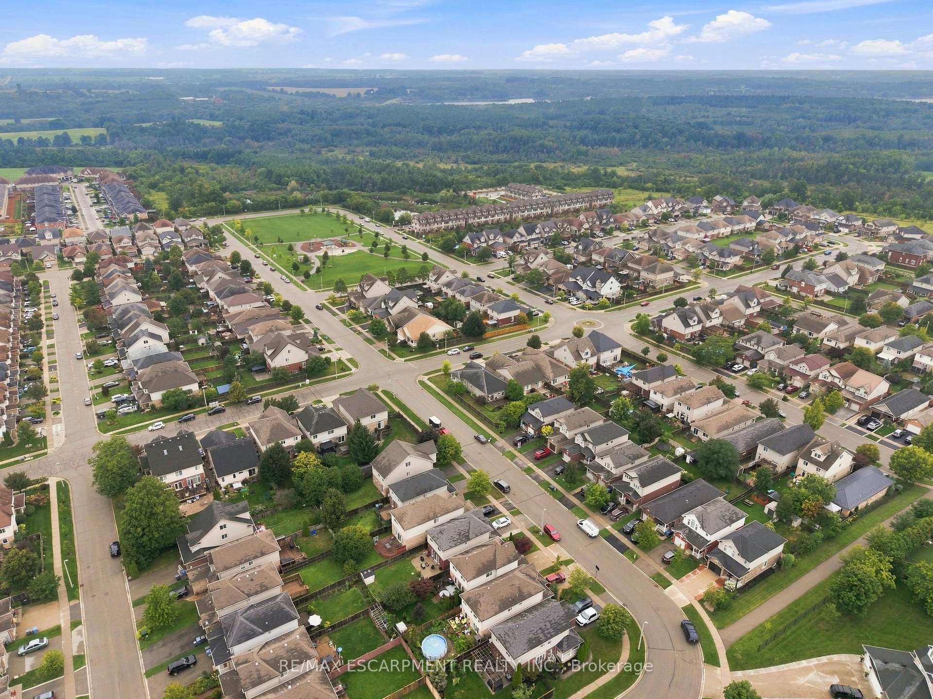 Photo 46 of 33 Norma Crescent, Guelph, Victoria North — HOMEH