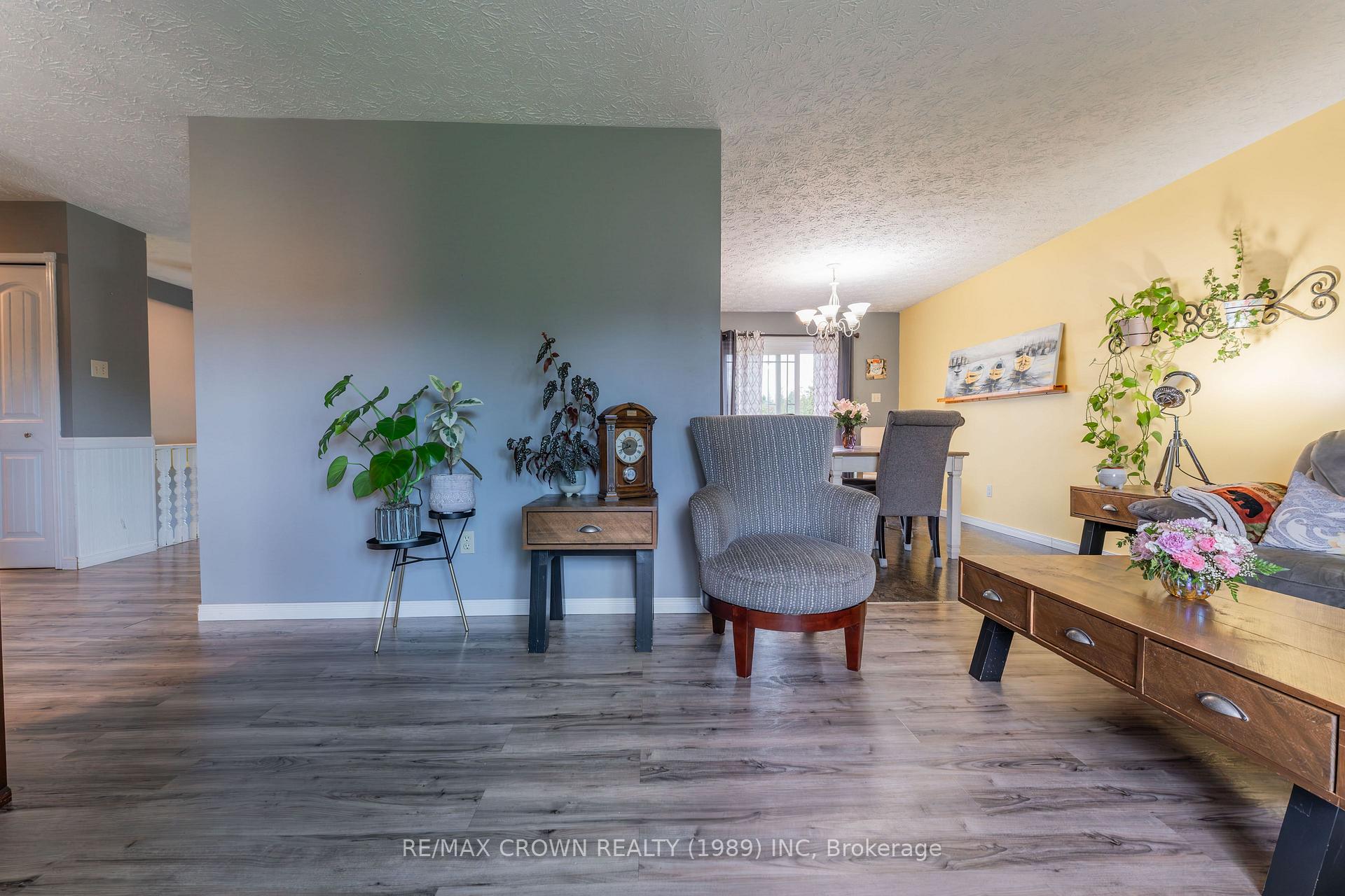 Photo 11 of 12 St Joseph Road, Kapuskasing — HOMEH