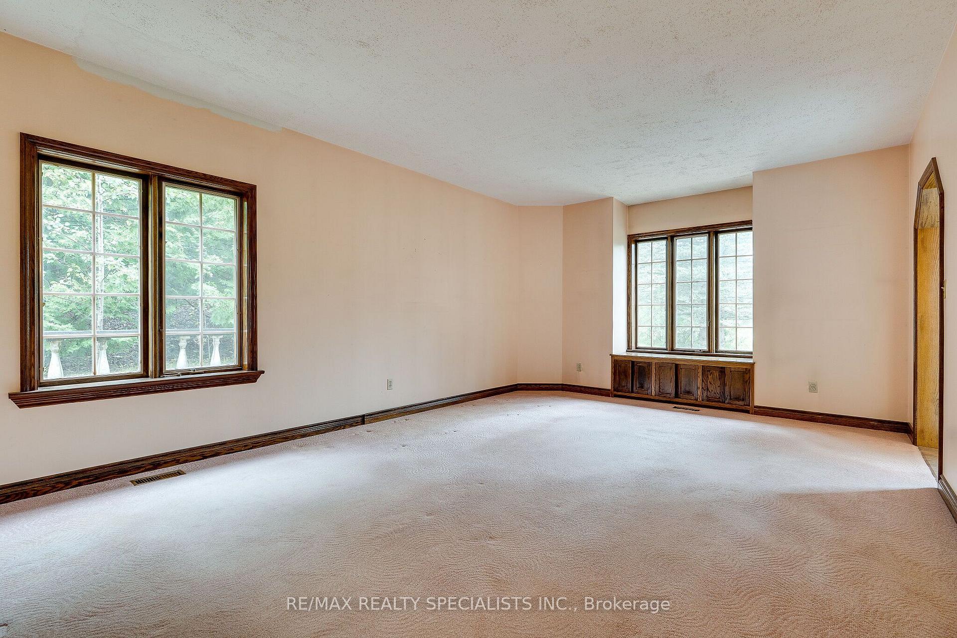 Photo 11 of 11 Prince Andrew Drive, Caledon, Rural Caledon — HOMEH