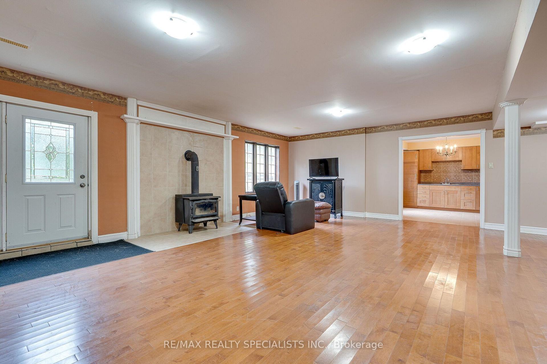Photo 38 of 11 Prince Andrew Drive, Caledon, Rural Caledon — HOMEH