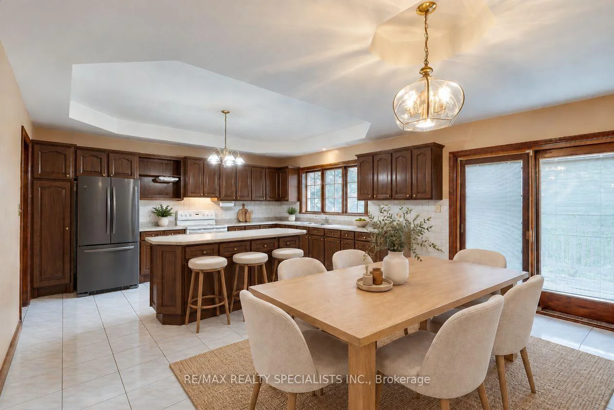 Photo 18 of 11 Prince Andrew Drive, Caledon, Rural Caledon — HOMEH