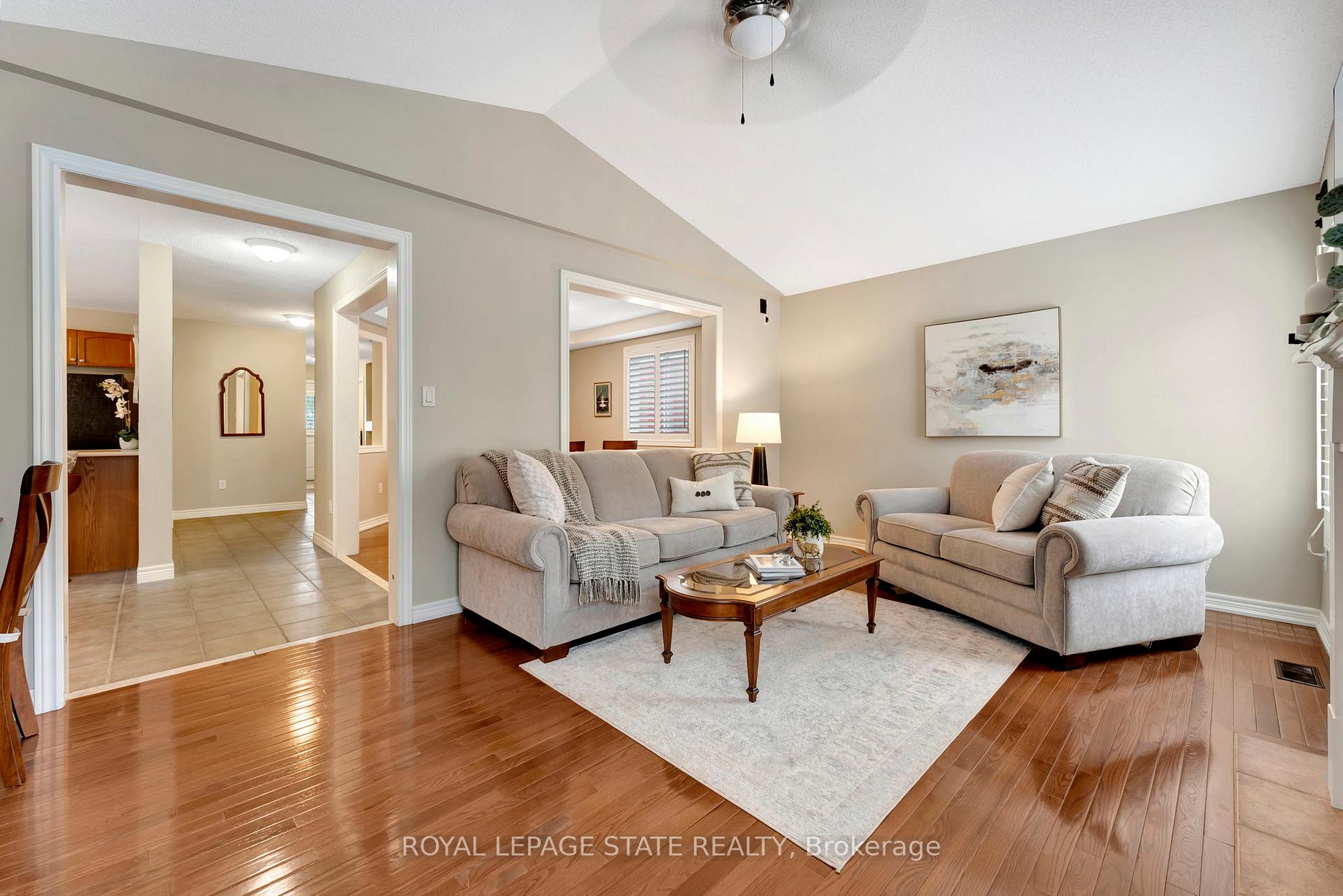 Photo 4 of 251 Braithwaite Avenue, Hamilton, Ancaster — HOMEH