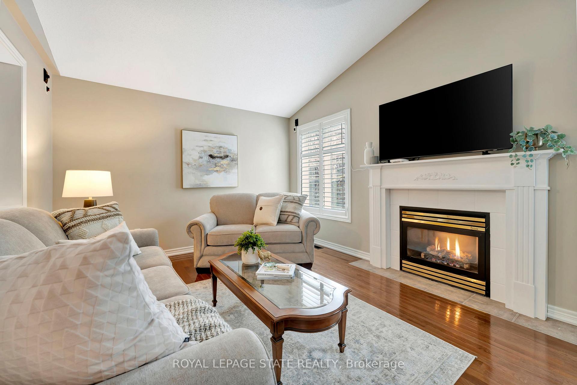 Photo 5 of 251 Braithwaite Avenue, Hamilton, Ancaster — HOMEH