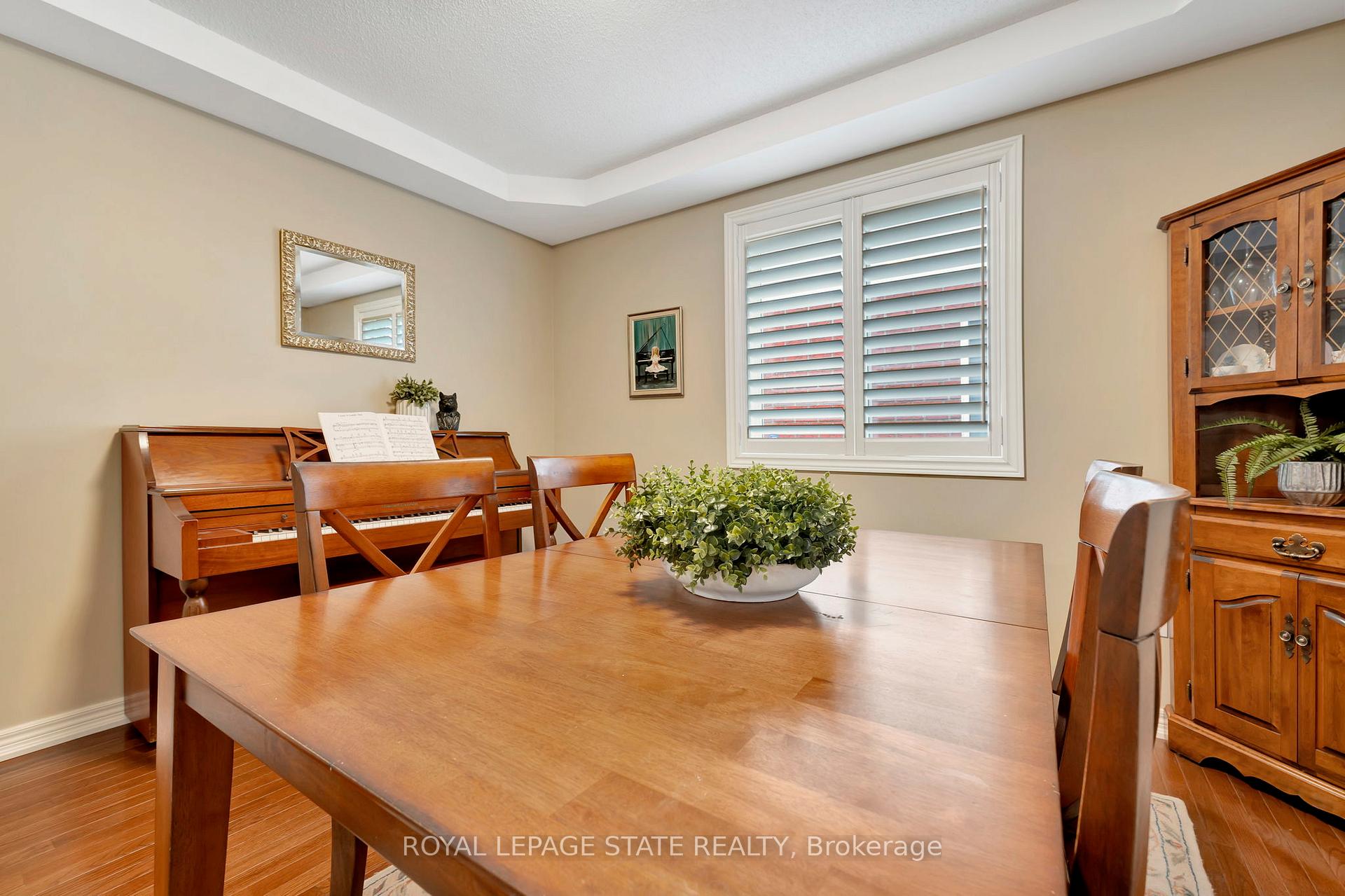 Photo 10 of 251 Braithwaite Avenue, Hamilton, Ancaster — HOMEH