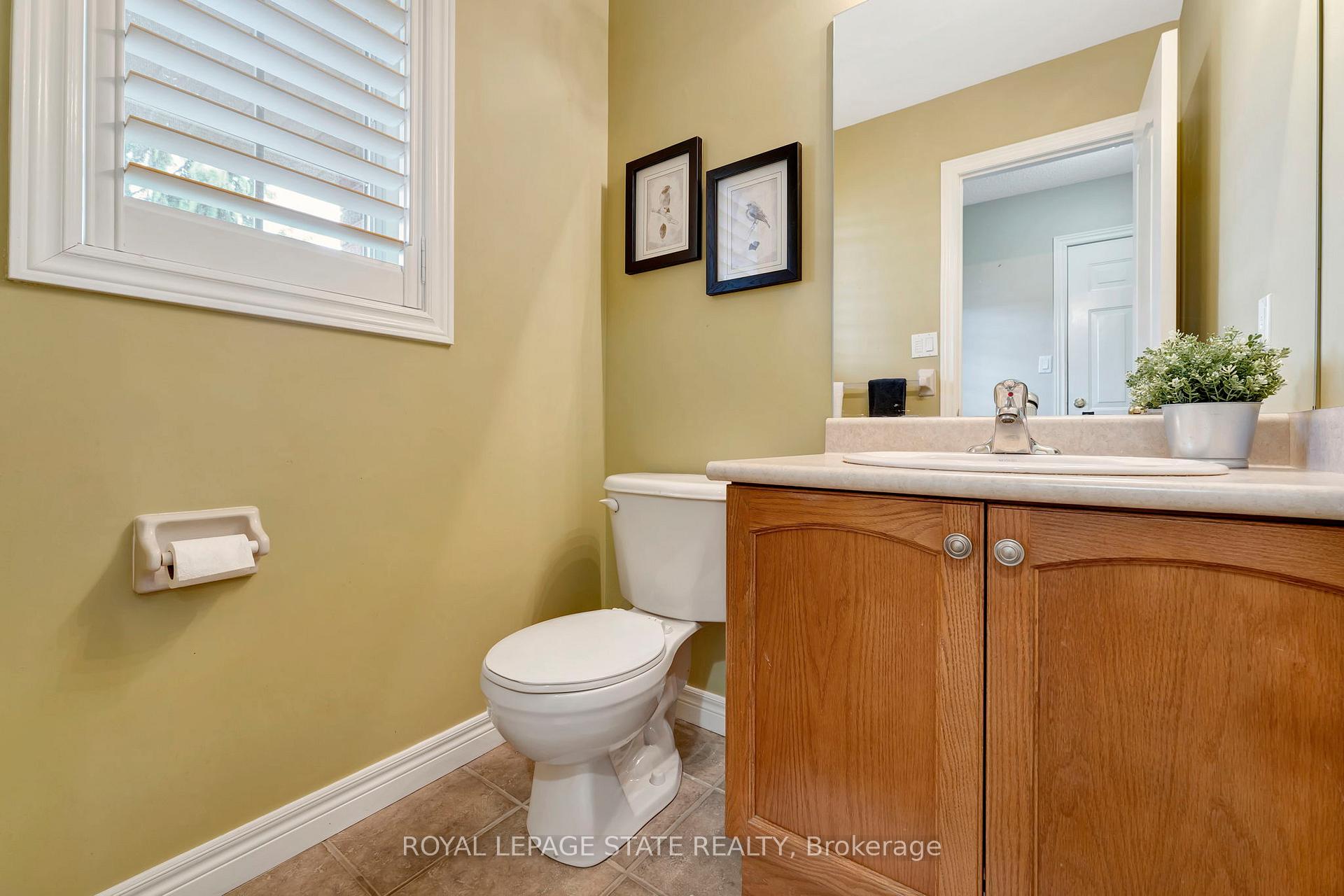 Photo 11 of 251 Braithwaite Avenue, Hamilton, Ancaster — HOMEH