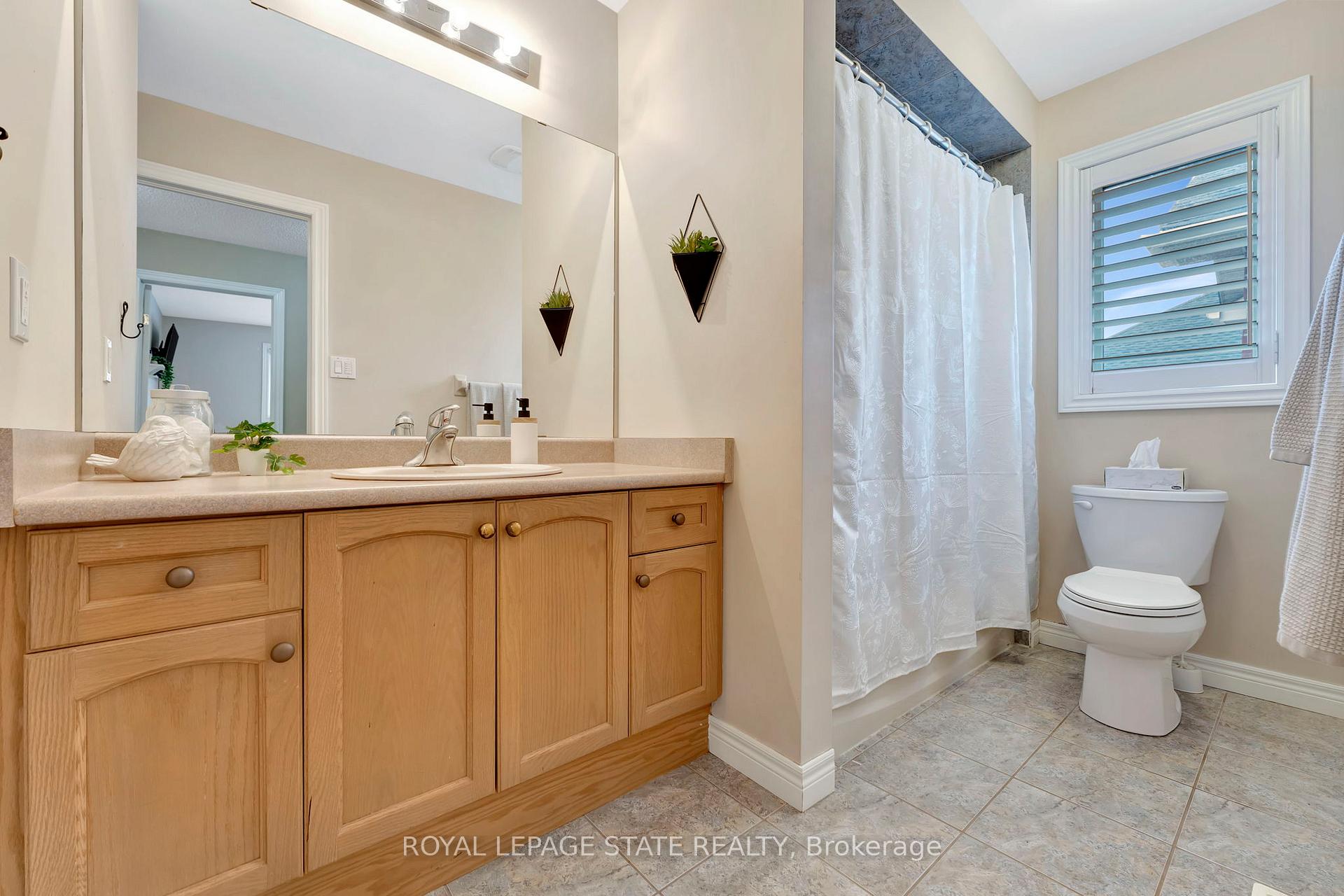 Photo 19 of 251 Braithwaite Avenue, Hamilton, Ancaster — HOMEH