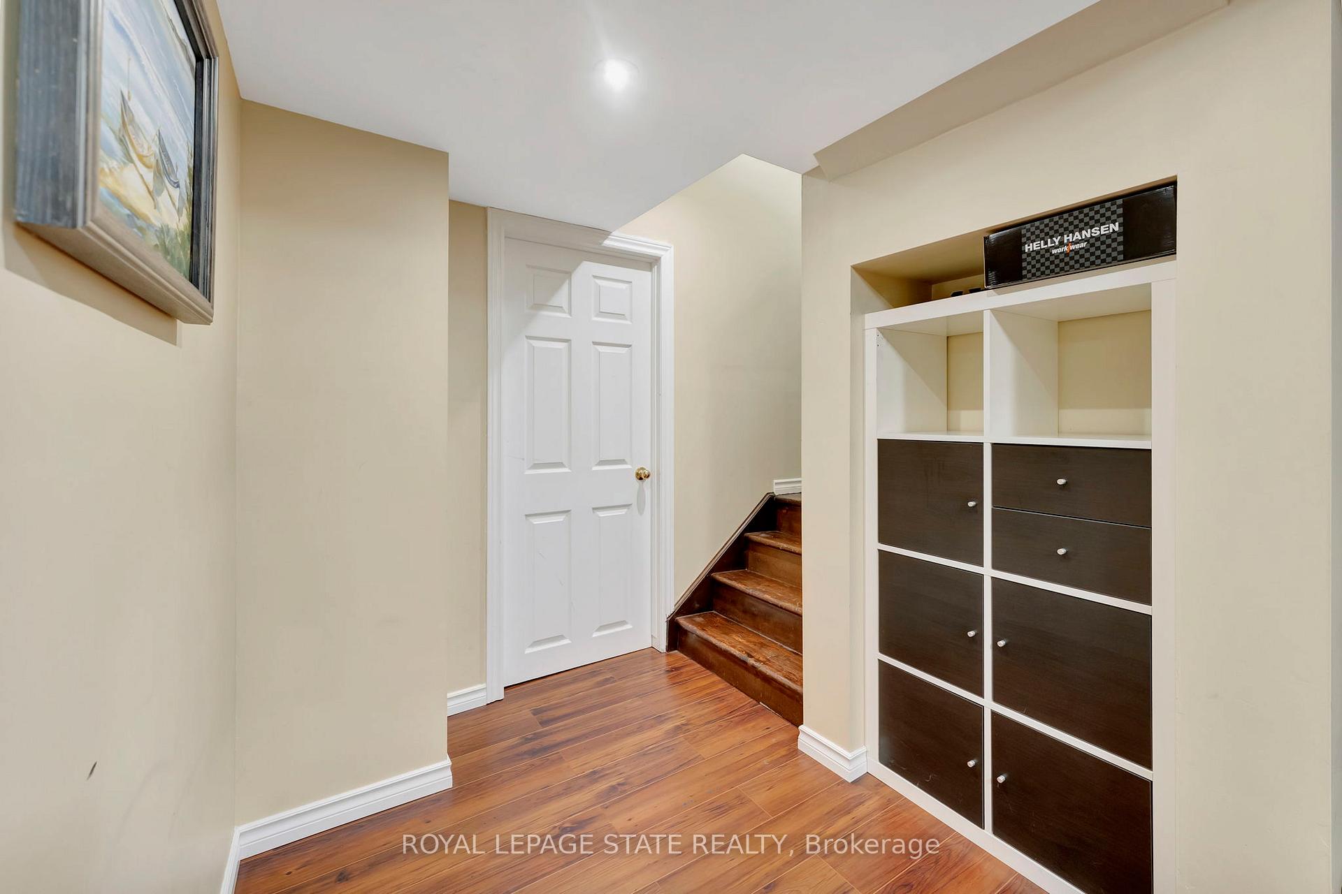 Photo 23 of 251 Braithwaite Avenue, Hamilton, Ancaster — HOMEH