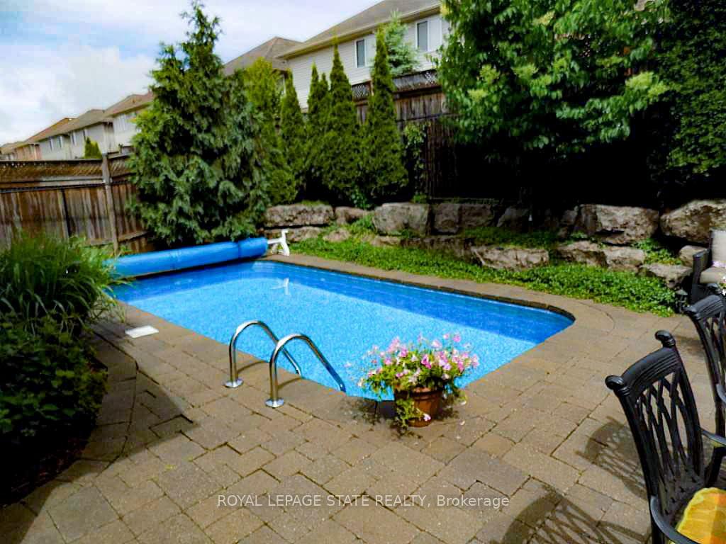 Photo 25 of 251 Braithwaite Avenue, Hamilton, Ancaster — HOMEH