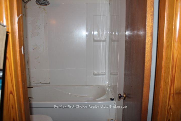 Photo 23 of 2702 Churchill Drive E, Thunder Bay, Northwood Park — HOMEH