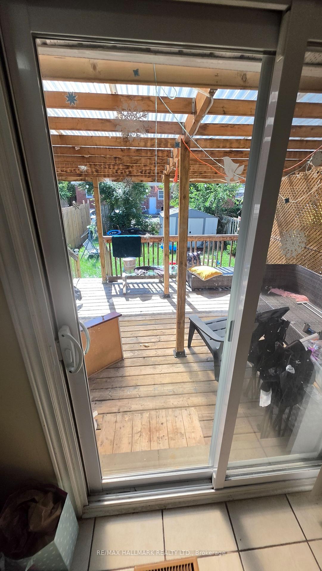 Photo 33 of 59 Russett Avenue, Oshawa, Centennial — HOMEH