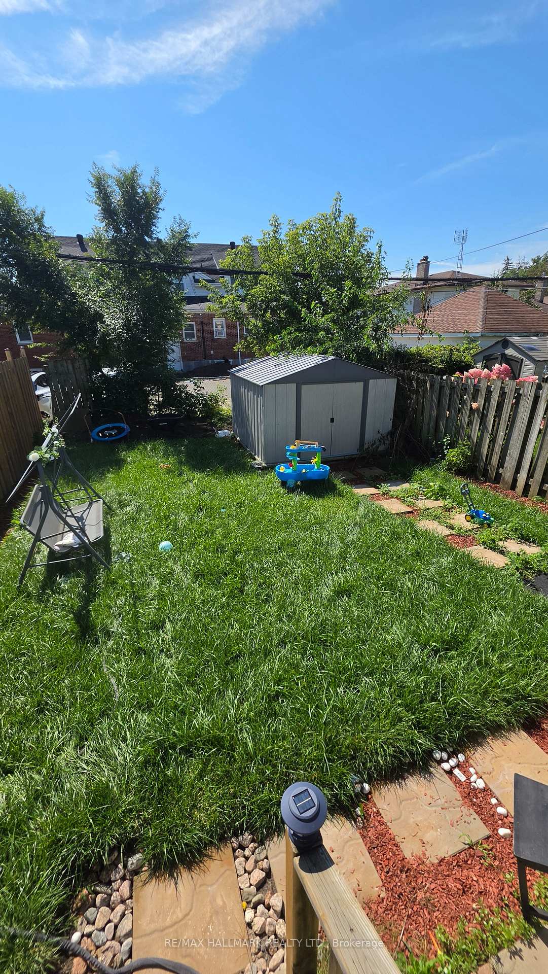 Photo 35 of 59 Russett Avenue, Oshawa, Centennial — HOMEH