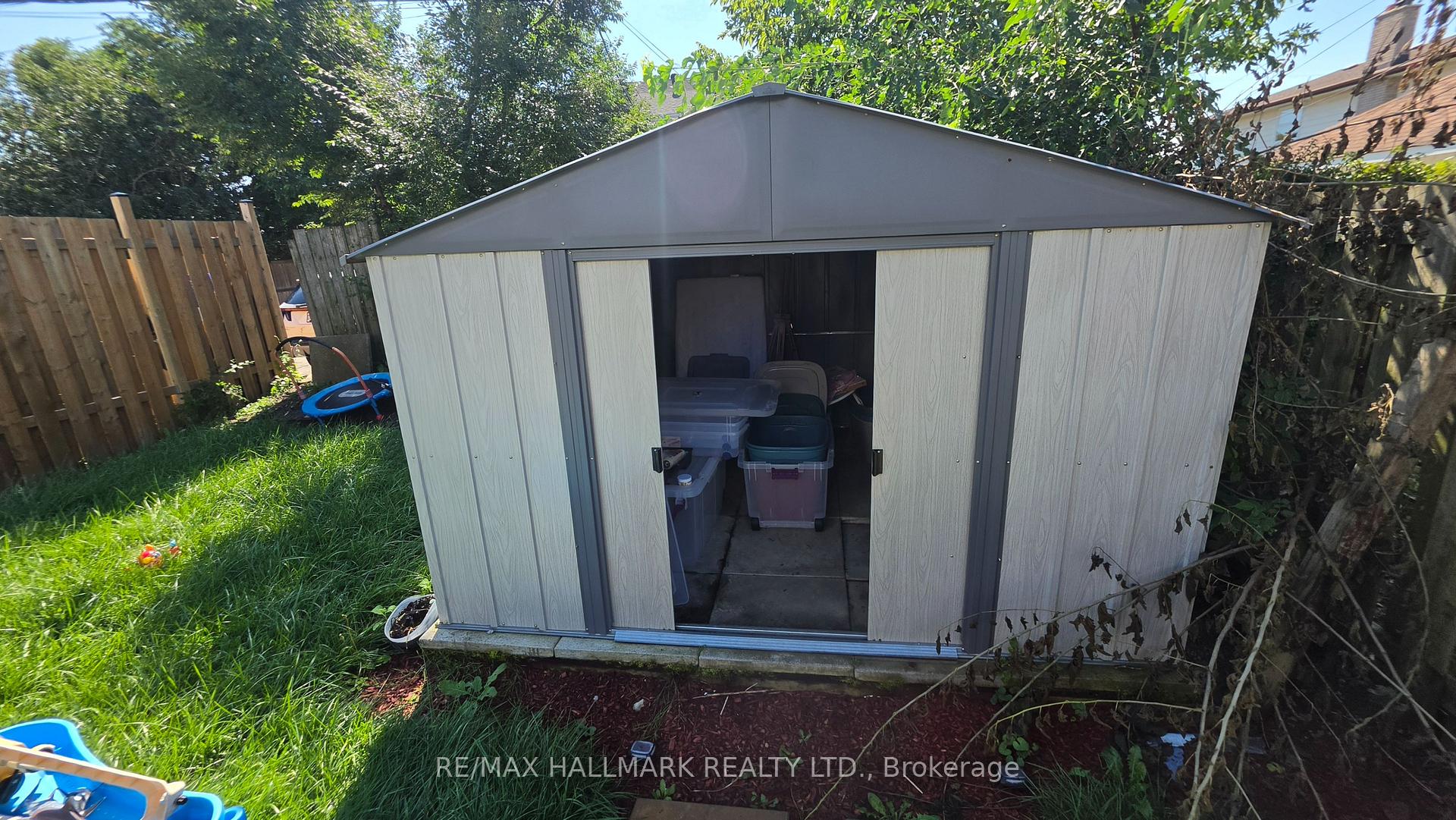 Photo 36 of 59 Russett Avenue, Oshawa, Centennial — HOMEH