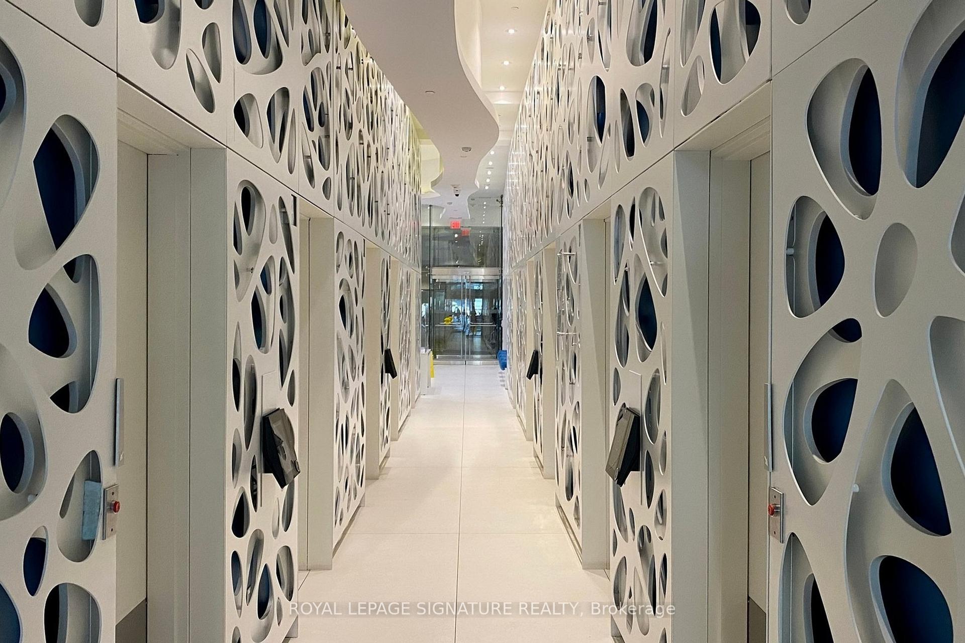 Photo 5 of Unit 5109, 1 Bloor Street E, Toronto, Church-Yonge Corridor — HOMEH