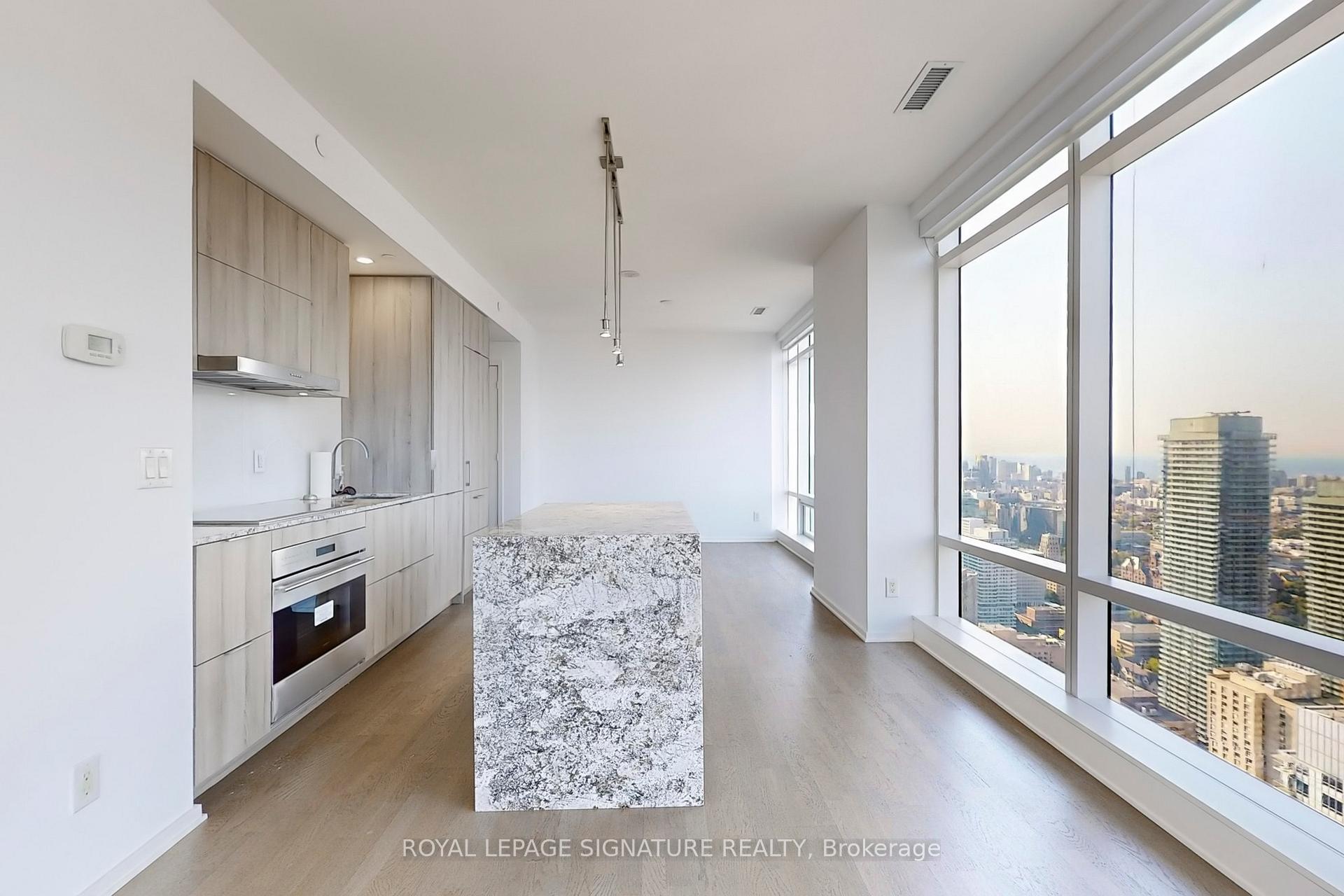 Photo 8 of Unit 5109, 1 Bloor Street E, Toronto, Church-Yonge Corridor — HOMEH