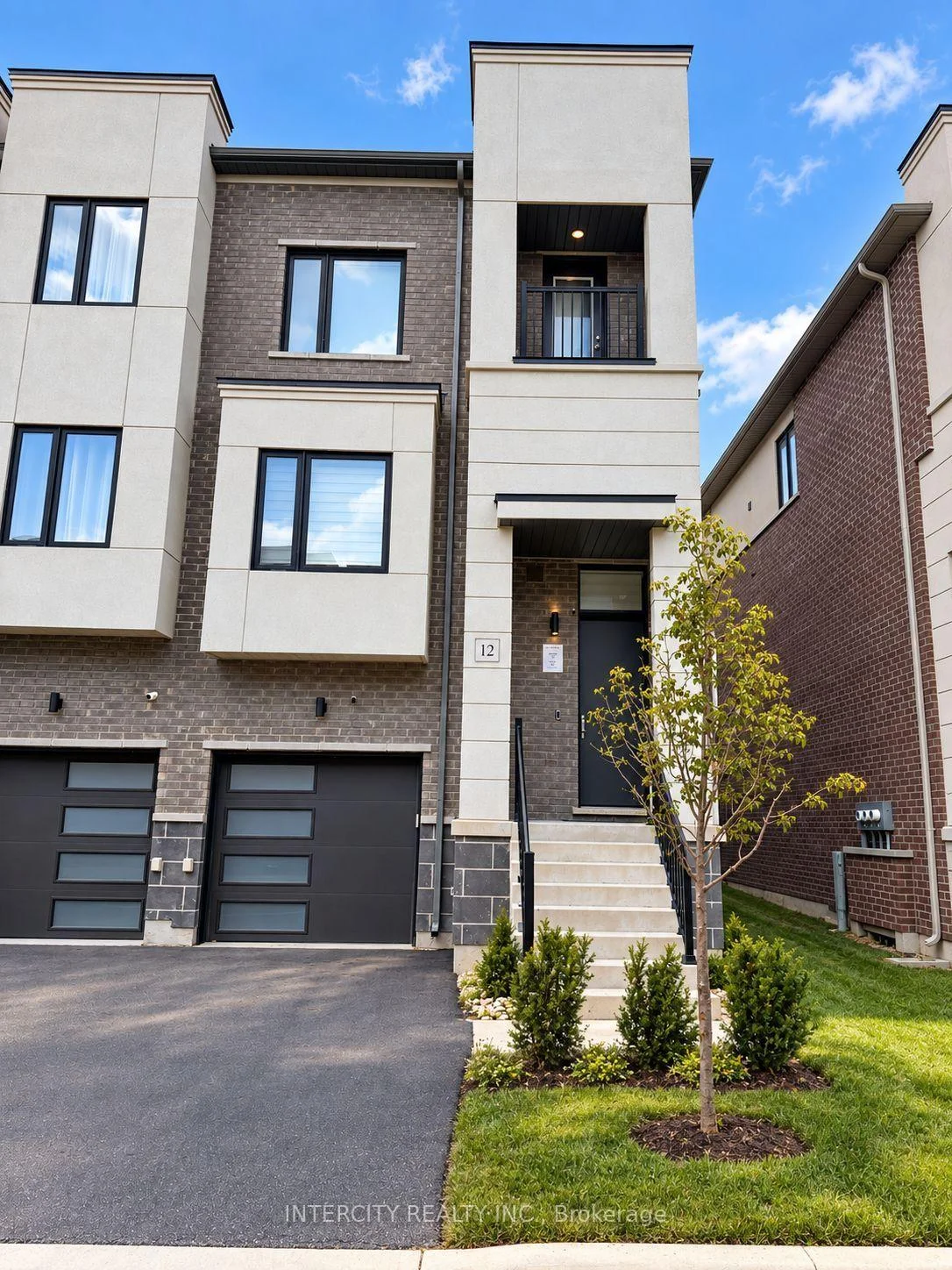 Photo of 12 Heathrow Lane