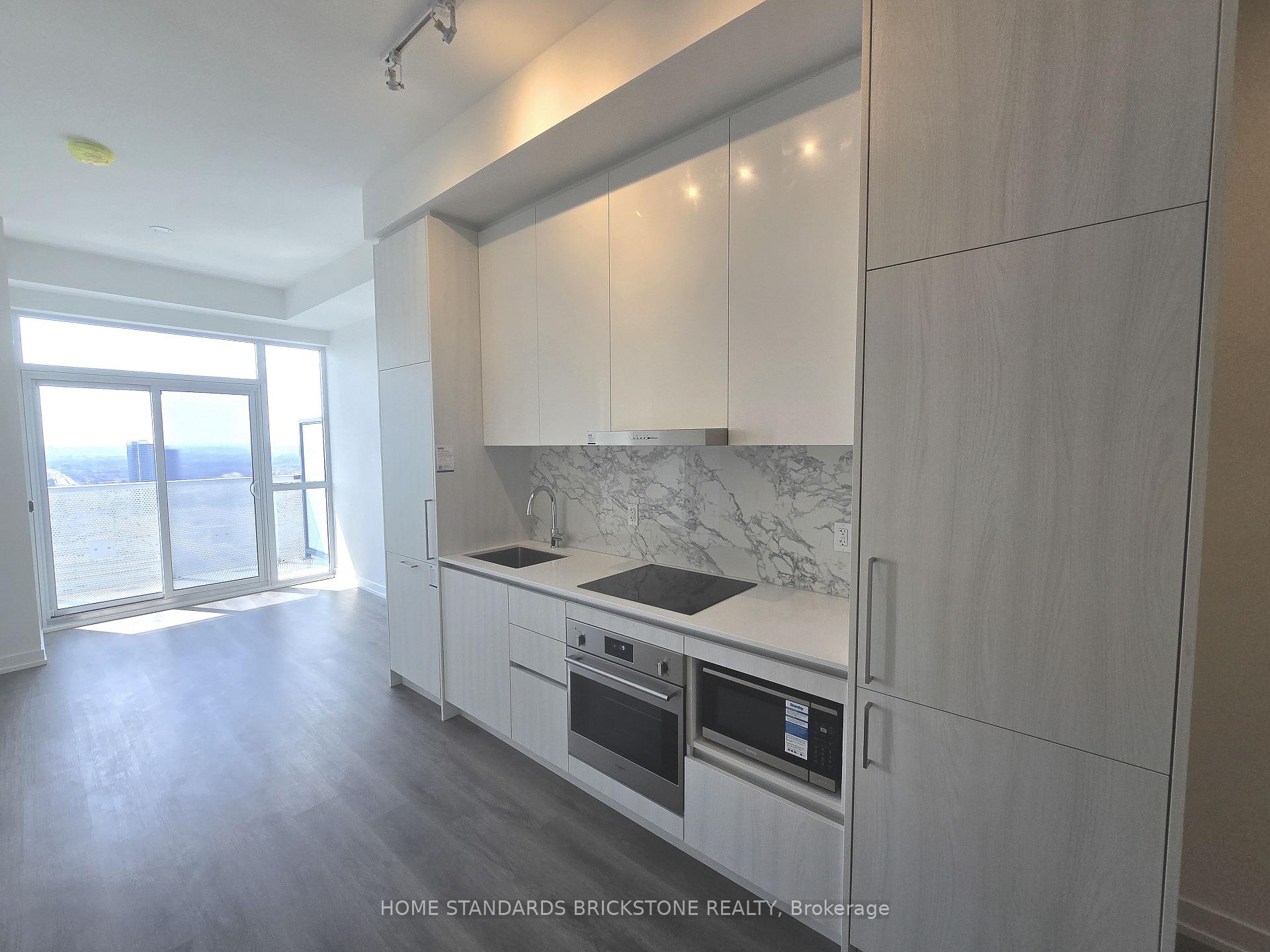 Photo 2 of Unit 3608, 225 Commerce Street, Vaughan, Vaughan Corporate Centre — HOMEH