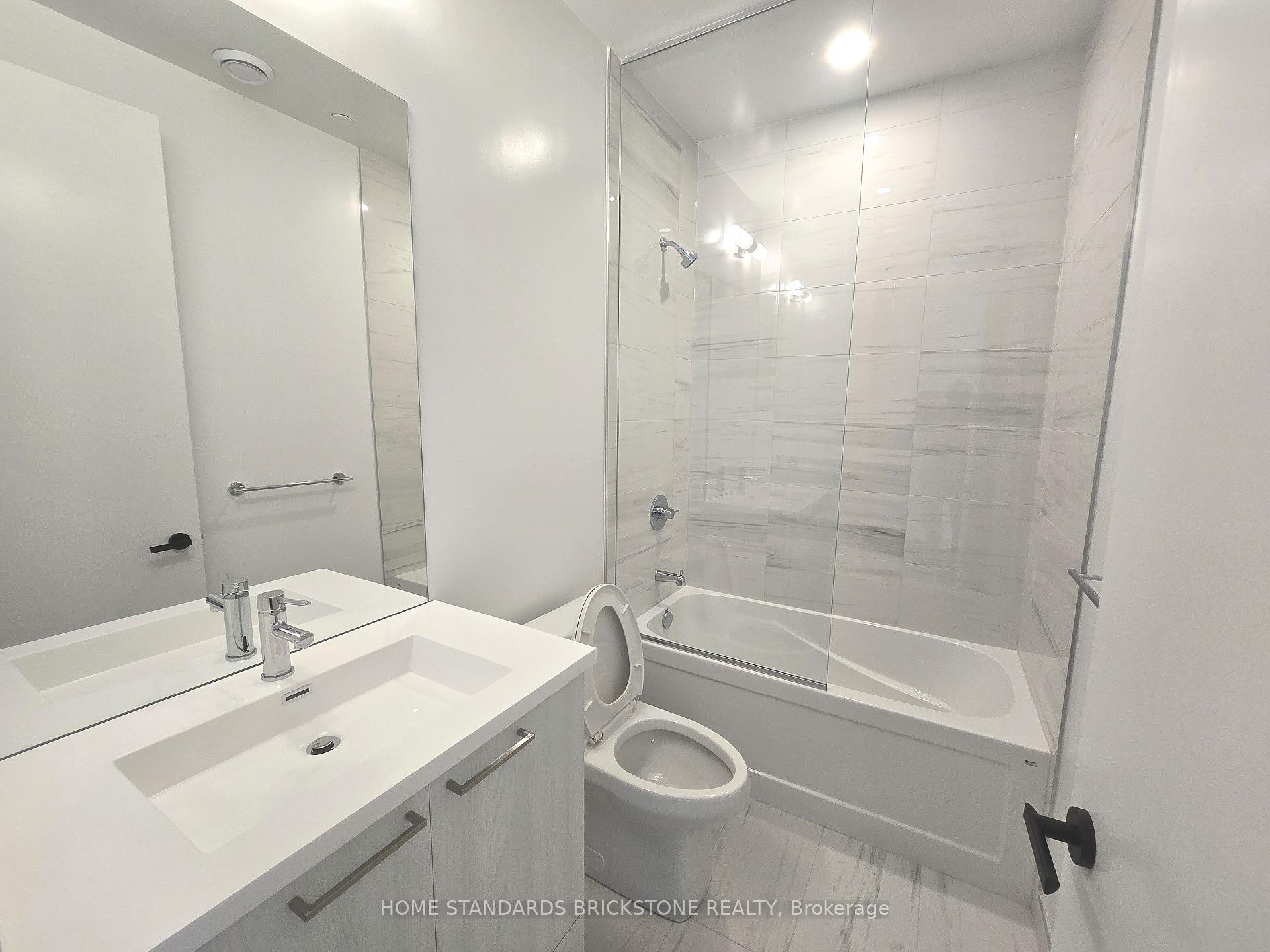 Photo 11 of Unit 3608, 225 Commerce Street, Vaughan, Vaughan Corporate Centre — HOMEH