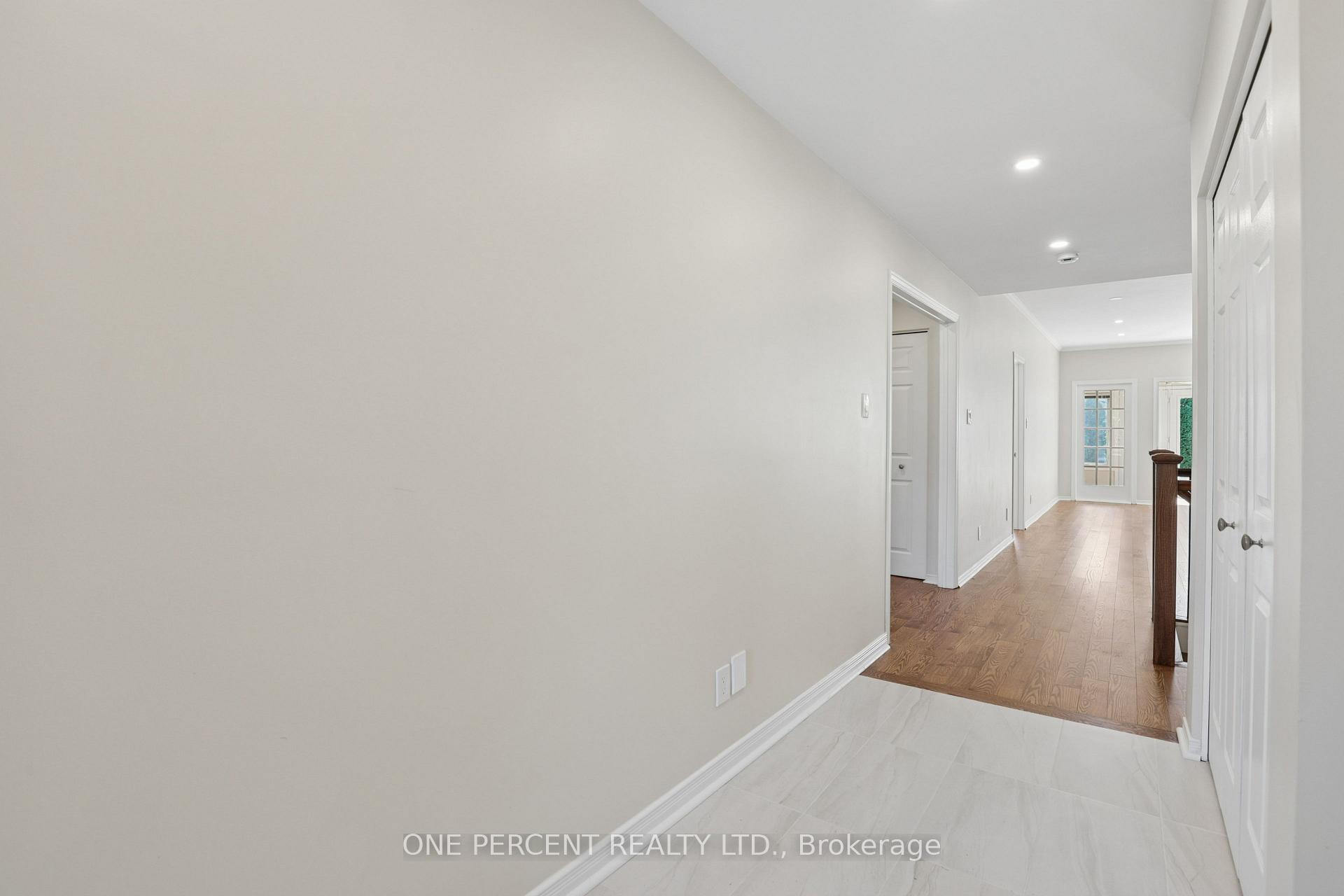 Photo 6 of Unit 9, 17 Pine Needles Court, Ottawa, Stittsville (Central) — HOMEH