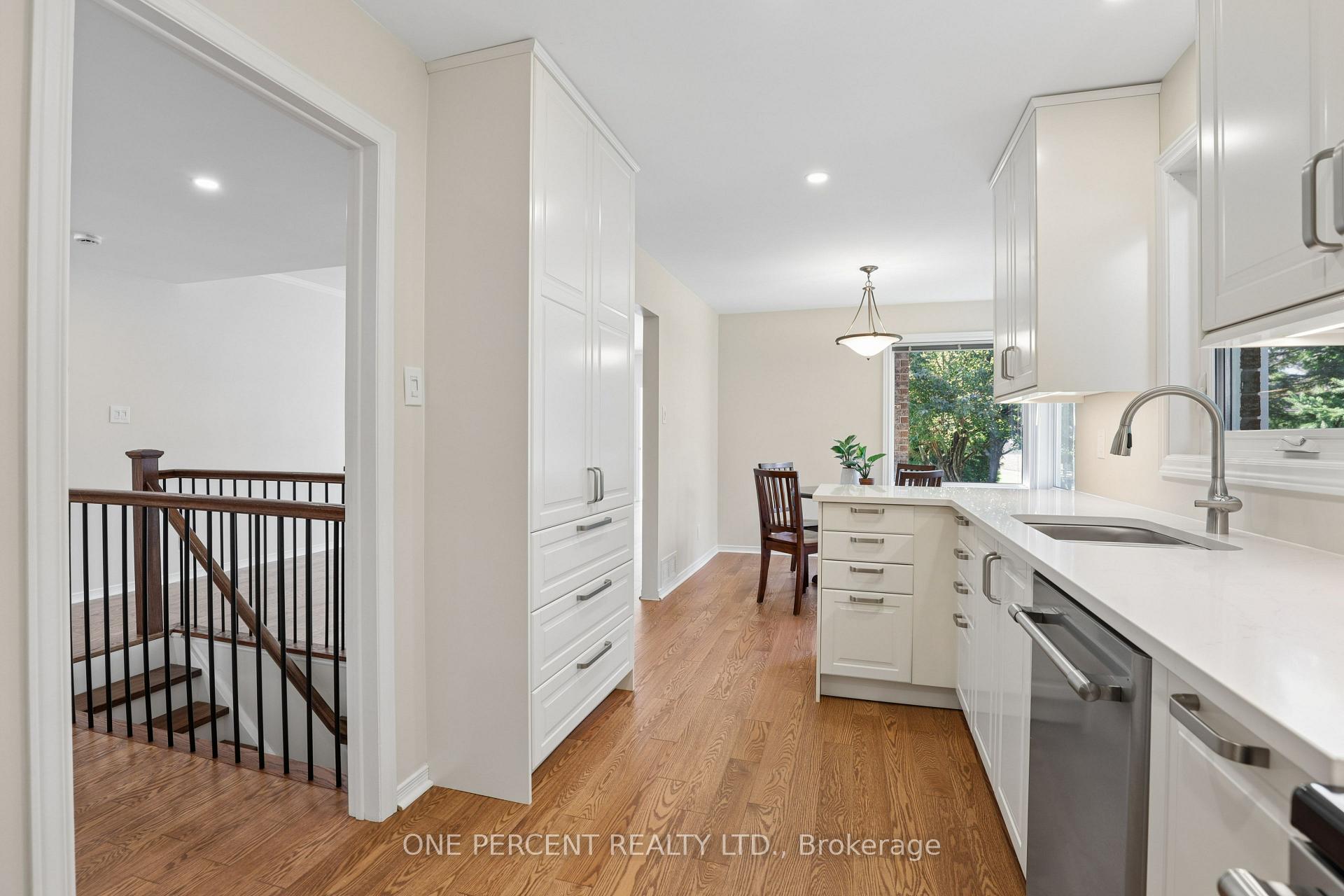 Photo 14 of Unit 9, 17 Pine Needles Court, Ottawa, Stittsville (Central) — HOMEH